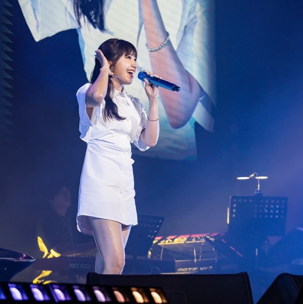 APINK主唱鄭恩地與粉絲共度美好週六夜晚。(D-SHOW提供)