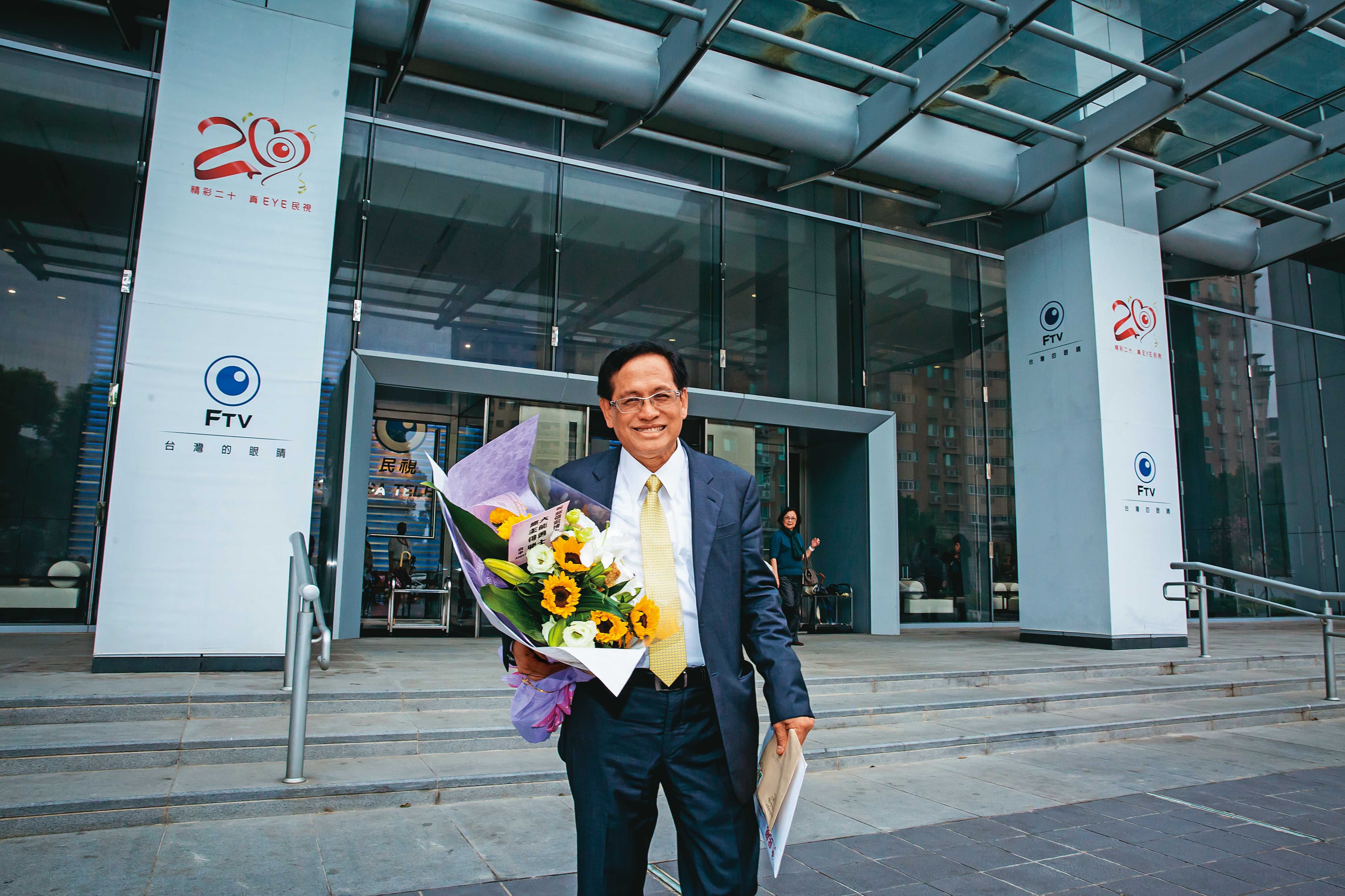 郭倍宏曾擔任民視董事長，旗下的宏昇營造先前承接民視工程也爆出爭議。