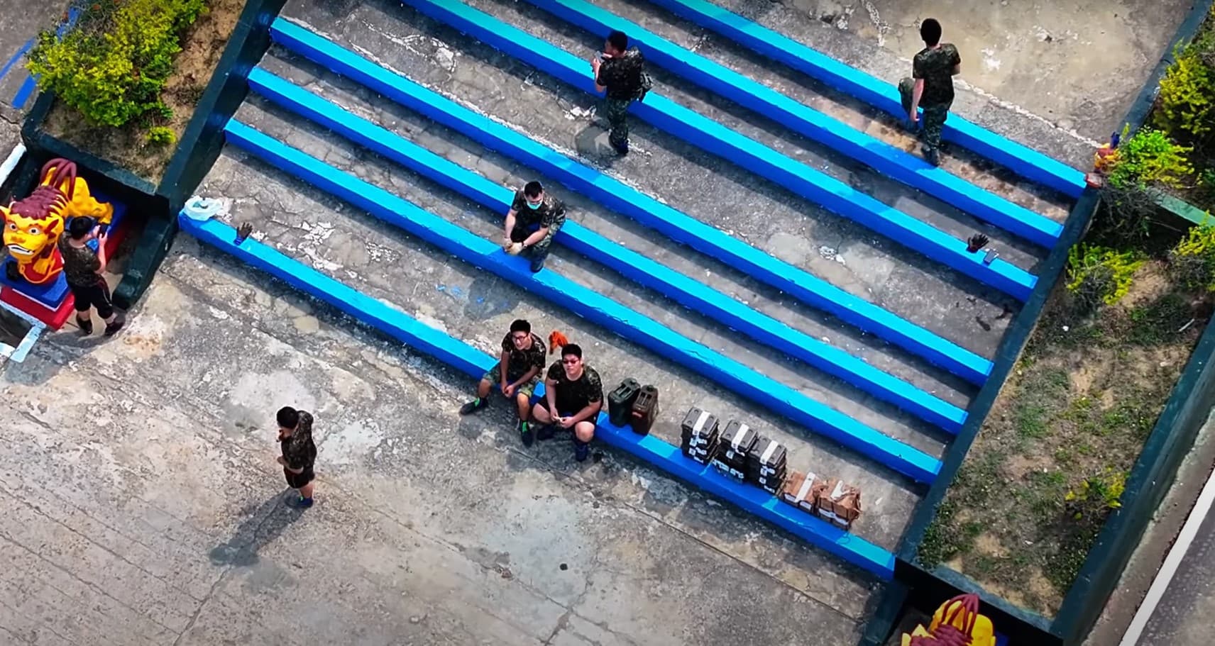 網路曾流傳我國二膽島遭中國空拍機拍攝的影片,國防部為此亟於獲取反制防禦設備。(翻攝自X)