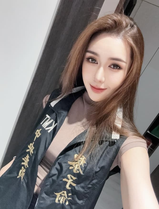 黎子渝是資深國民黨代表。(翻攝自Instagram @akina_li)