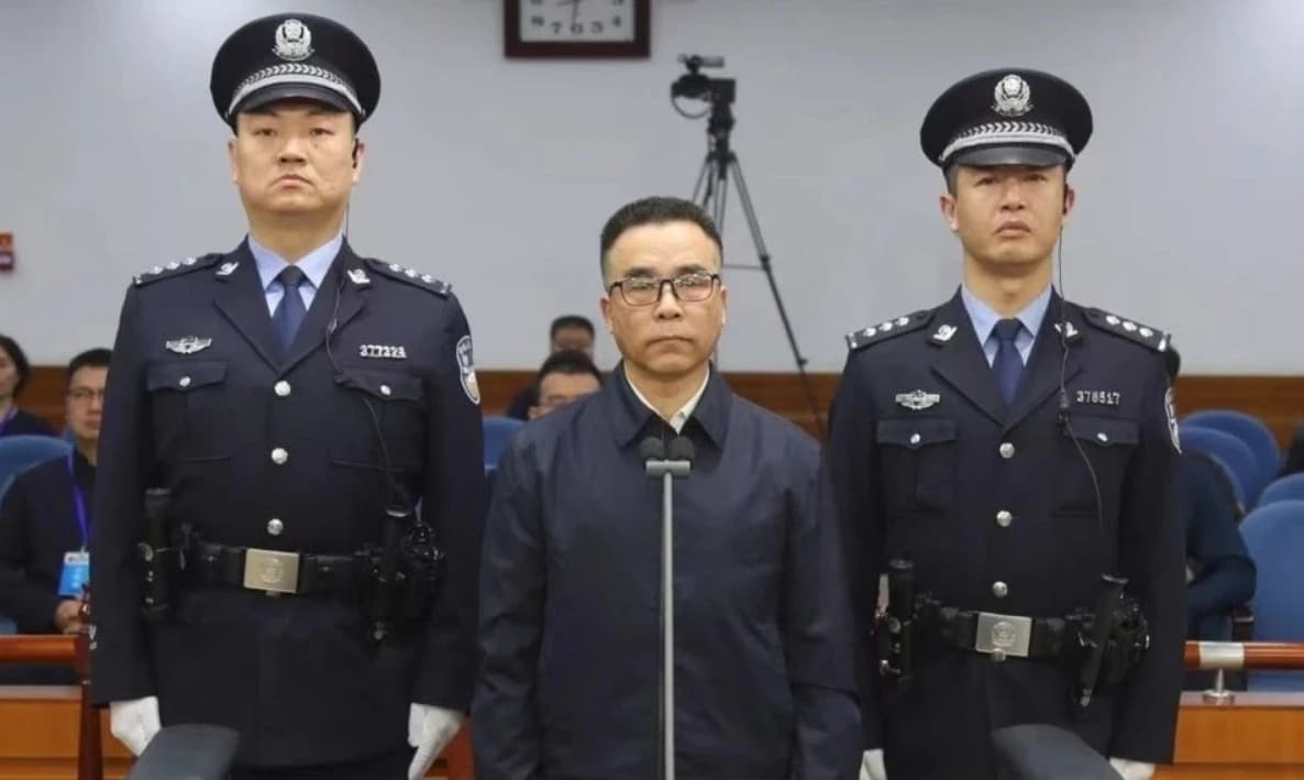 劉連舸因貪汙、違法放貸遭判死刑，緩刑2年。（翻攝微博）