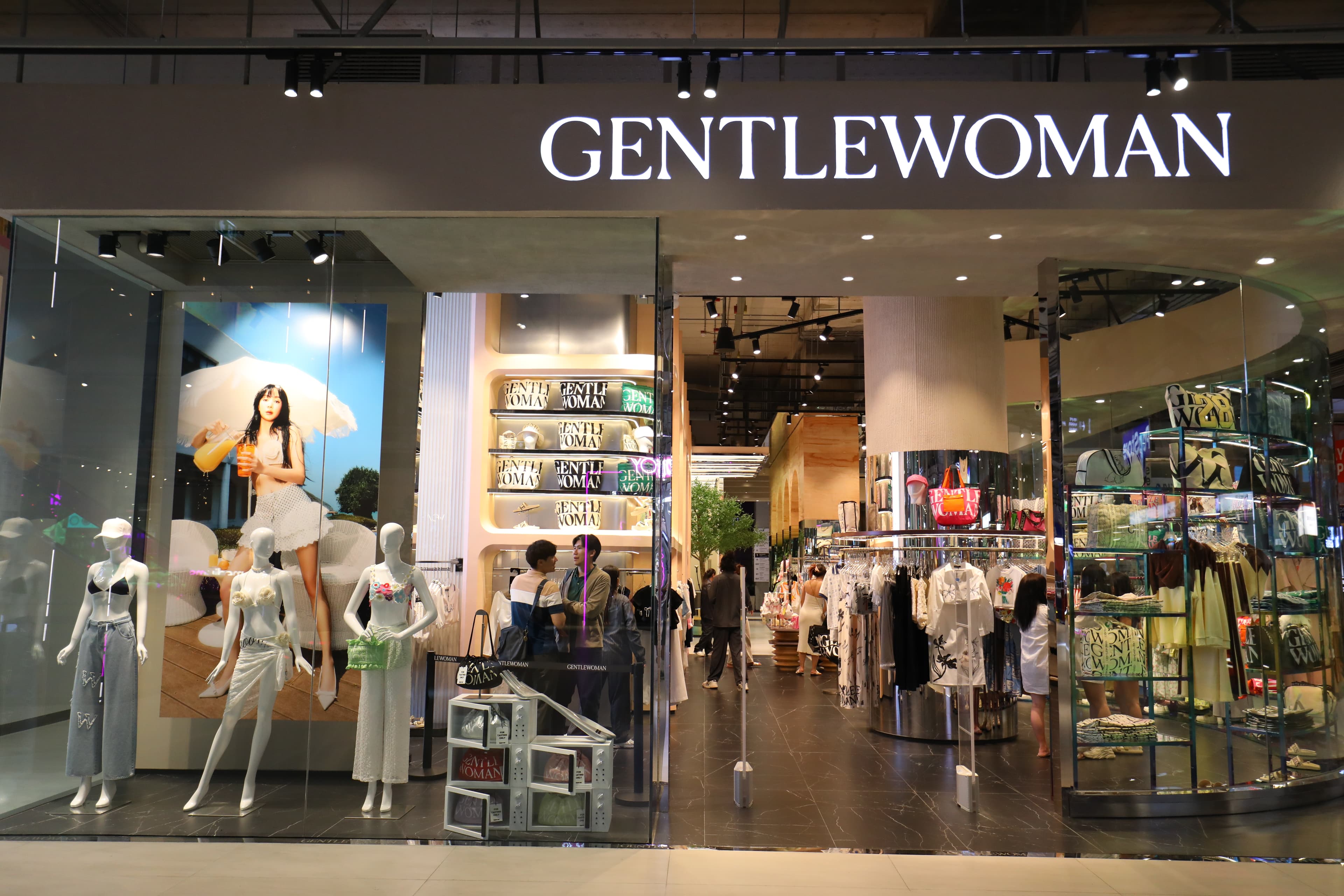 有泰版Zara之稱的Gentlewoman。