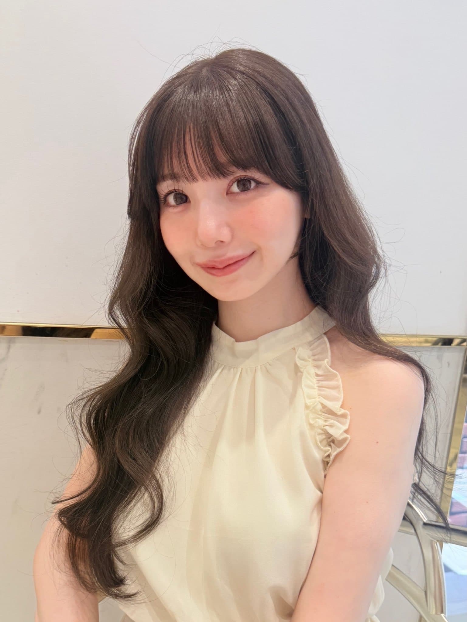 日本一名護理師透過整形蛻變成正妹,大方公開黑歷史,讓大家對比前後差異。(翻攝自X@nepi_first)