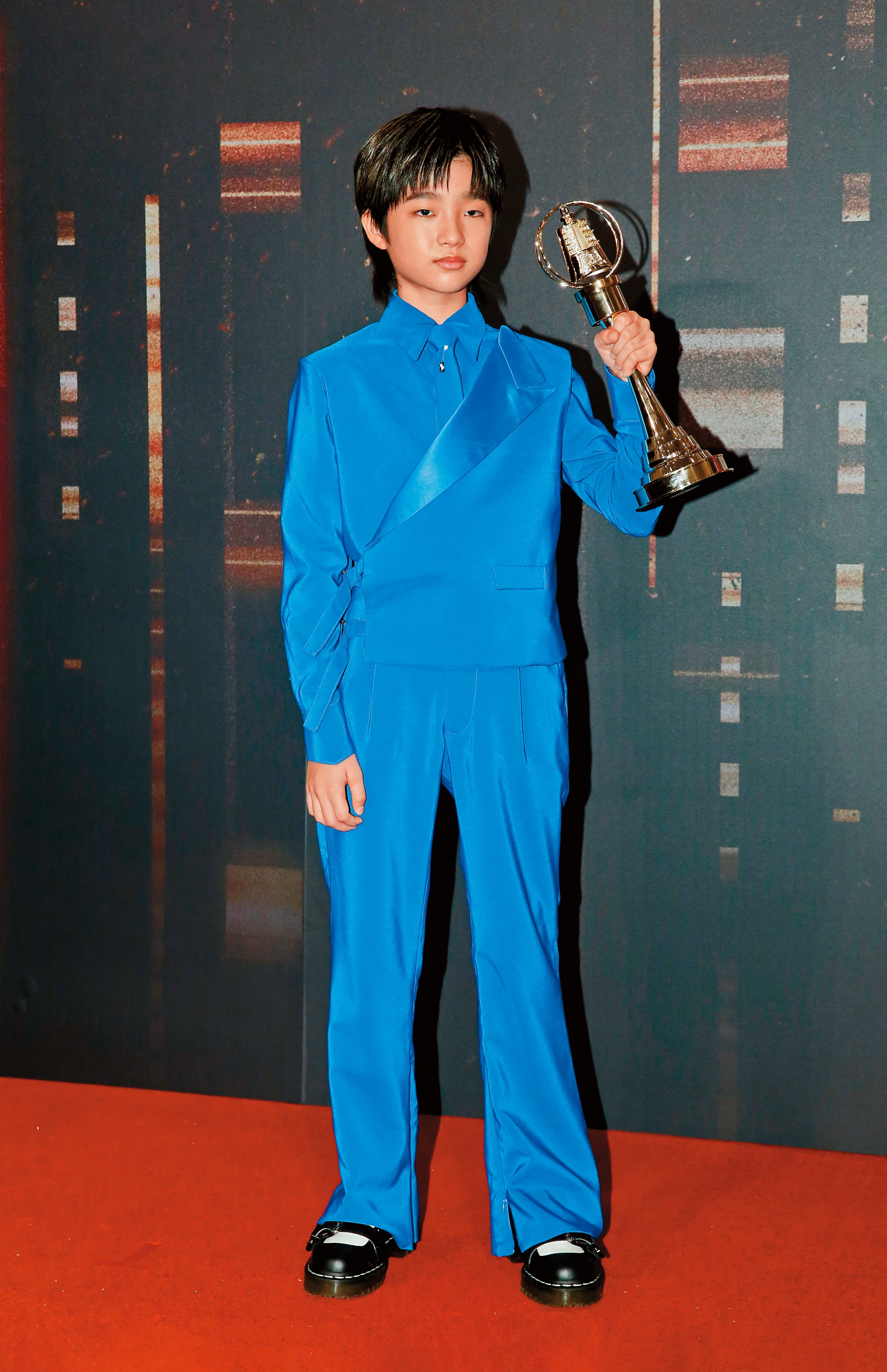 2022年白潤音拿下金鐘獎男配角獎,上台大器表現,吸粉無數。(林弘斌攝)