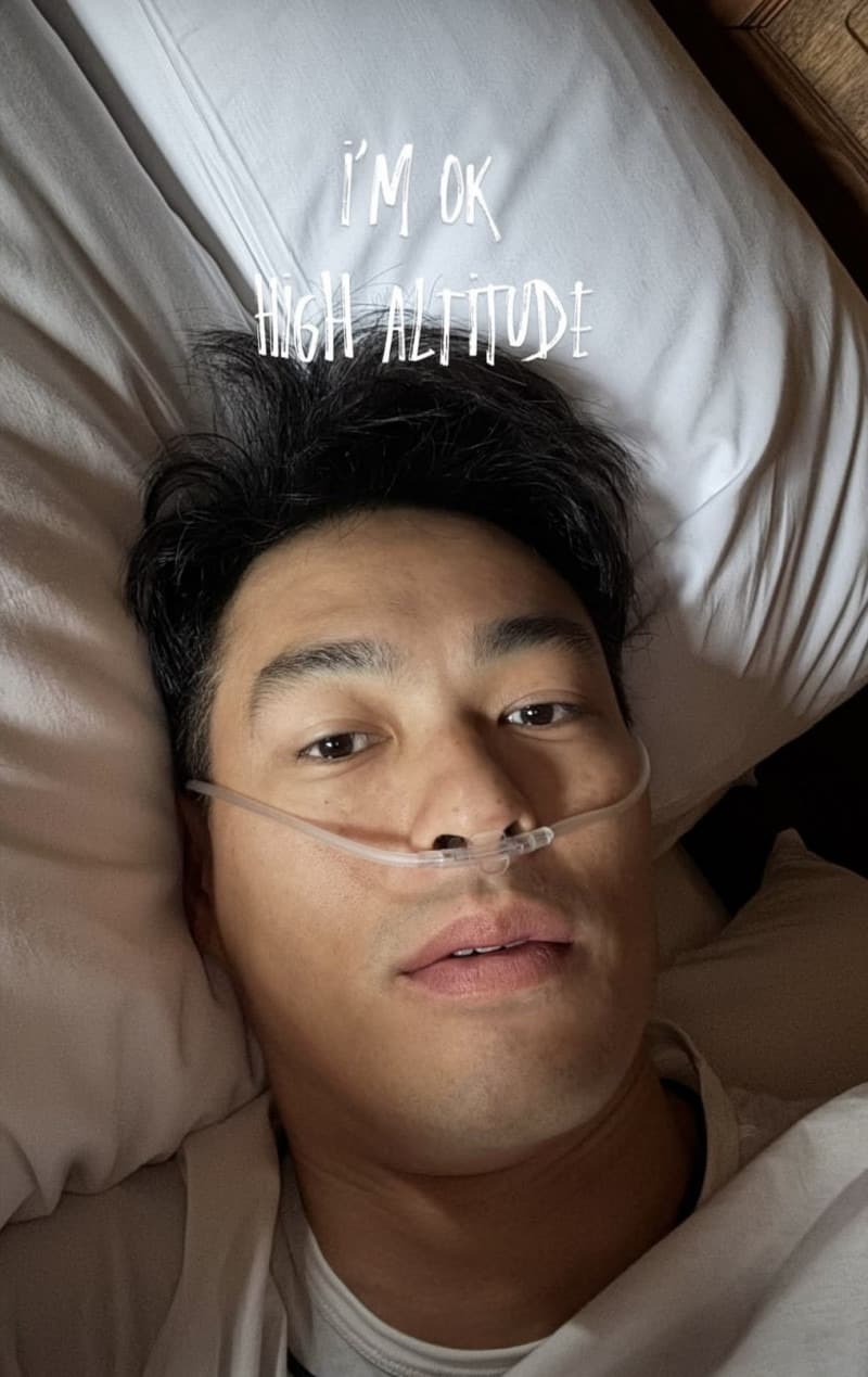 楊祐寧因高山症感到不適。（翻攝自Instagram）
