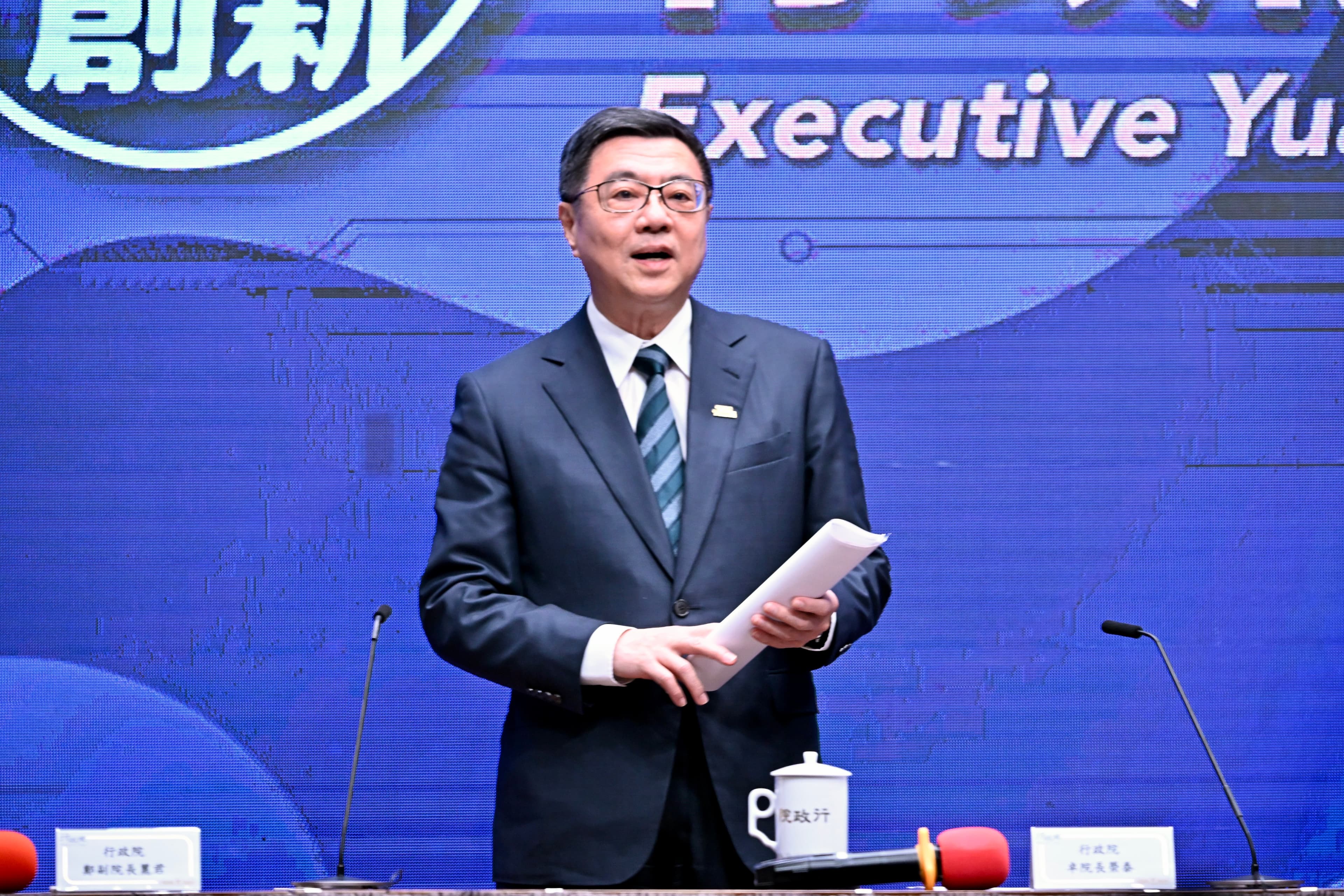 卓榮泰質疑,「立法院以立法權來凌駕司法,去限制、規範憲法法庭開會以及決議的人數,這難道不是擴權違憲、越界管轄嗎?」