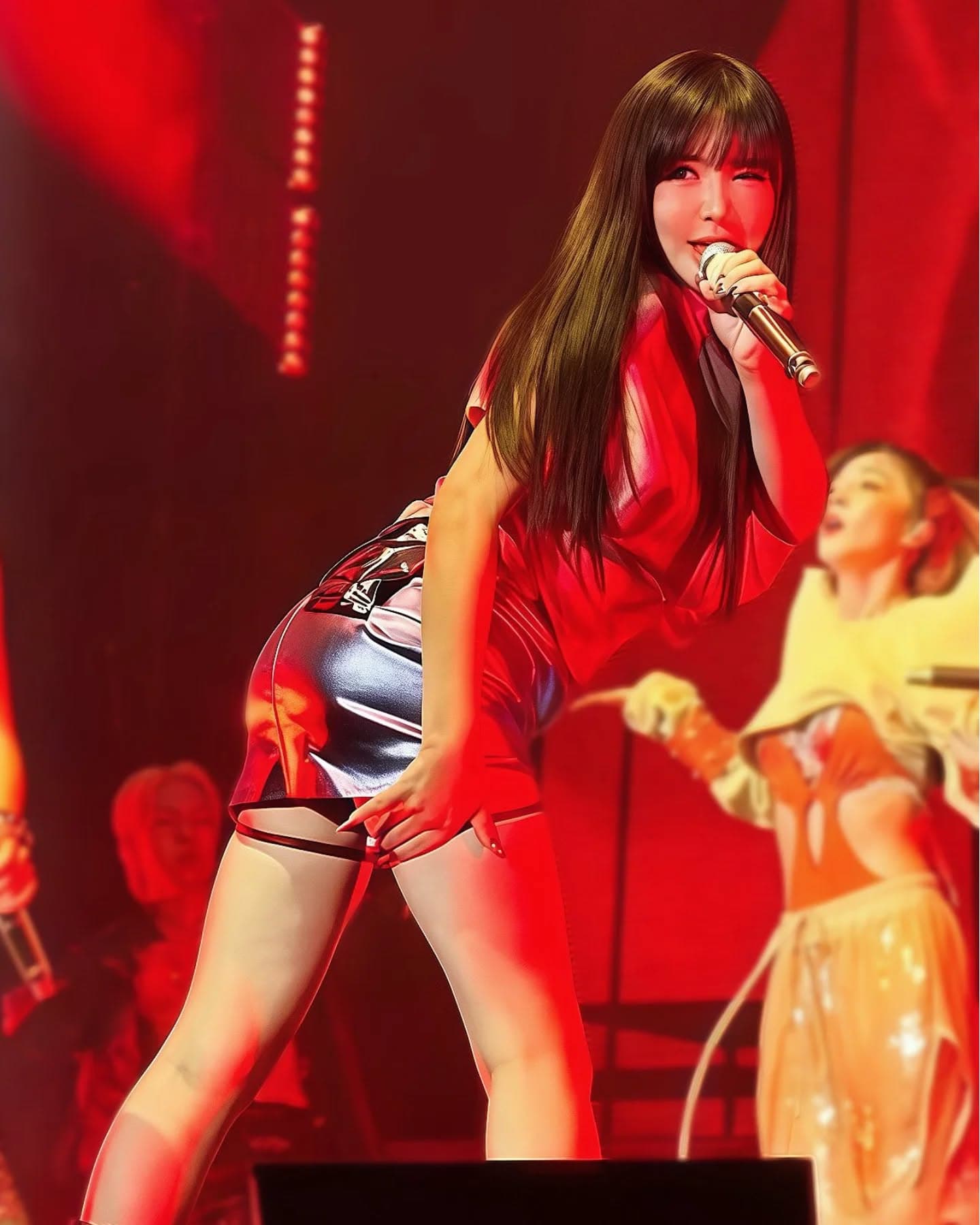 朴春健康問題讓粉絲擔憂。(翻攝2NE1 INS)