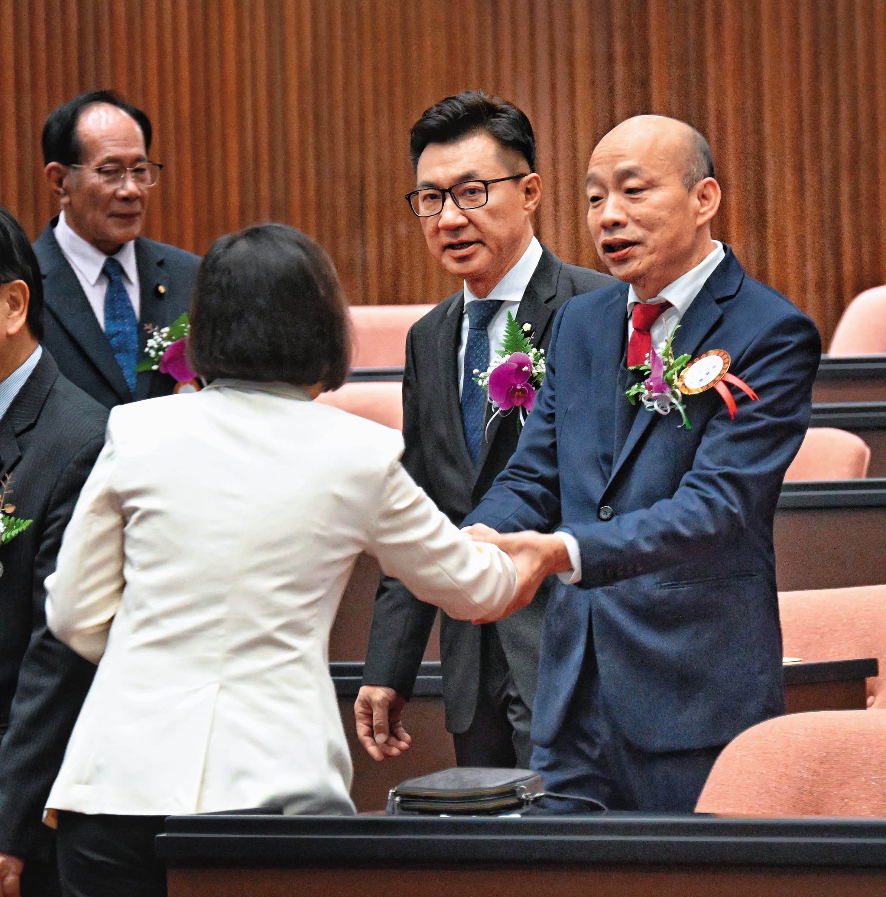立法院在農曆年前剛選出新任的立法院長韓國瑜、副院長江啟臣。(中華民國立法院記者聯誼會提供)
