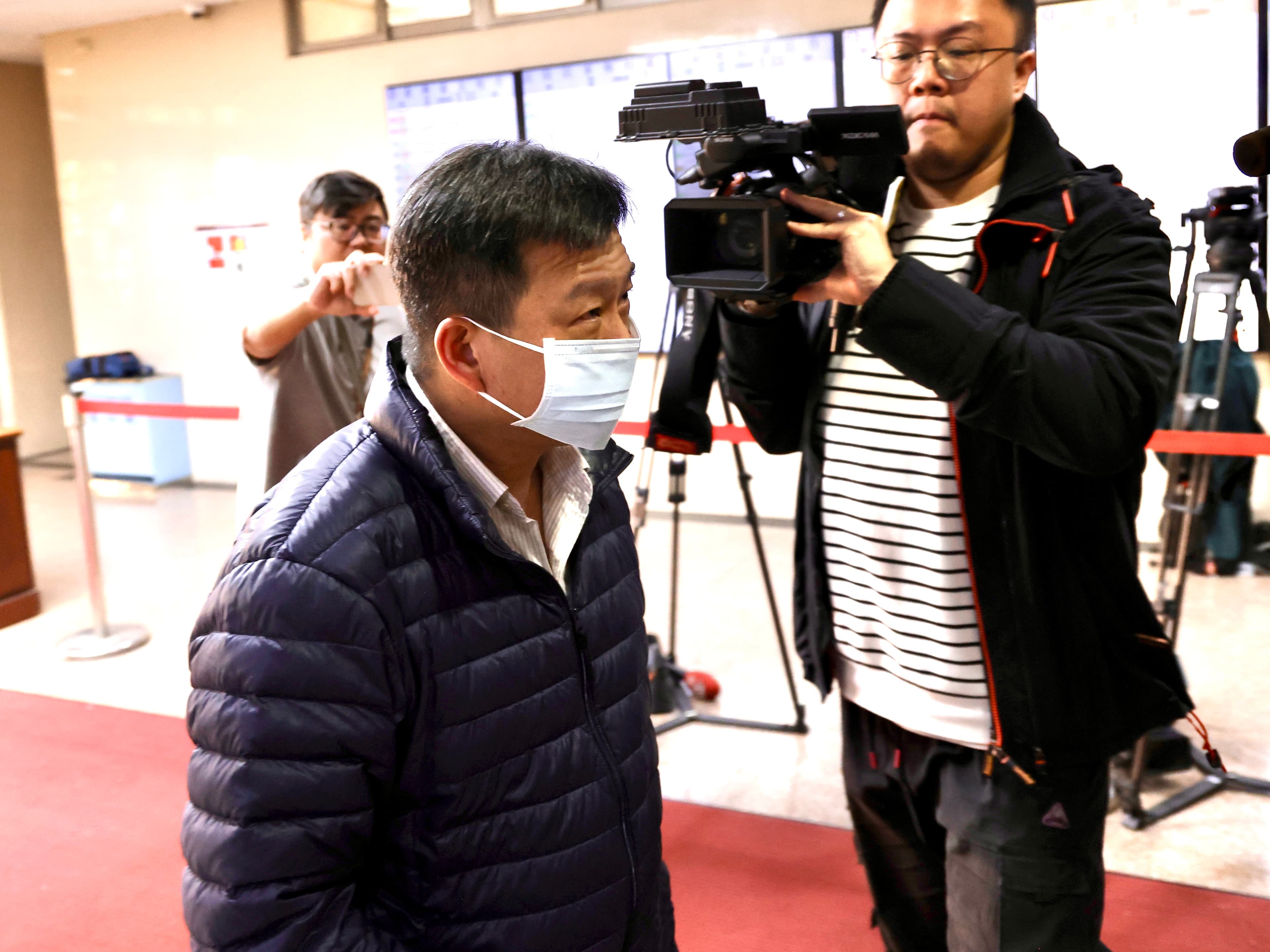 台北地院今(11日)下午再開準備程序庭,提訊羈押中的沈慶京並傳喚威京總部財務部經理張志澄。