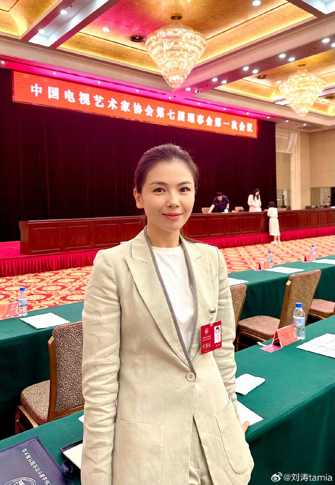 劉濤為老公投資破產,只好復出拍戲來還債。(劉濤微博)