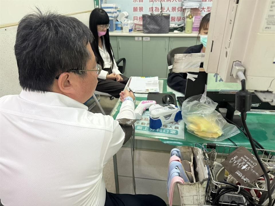 矢板明夫直言,當時他整個人楞住了,完全不知道對方的動機為何。(施志昌提供)