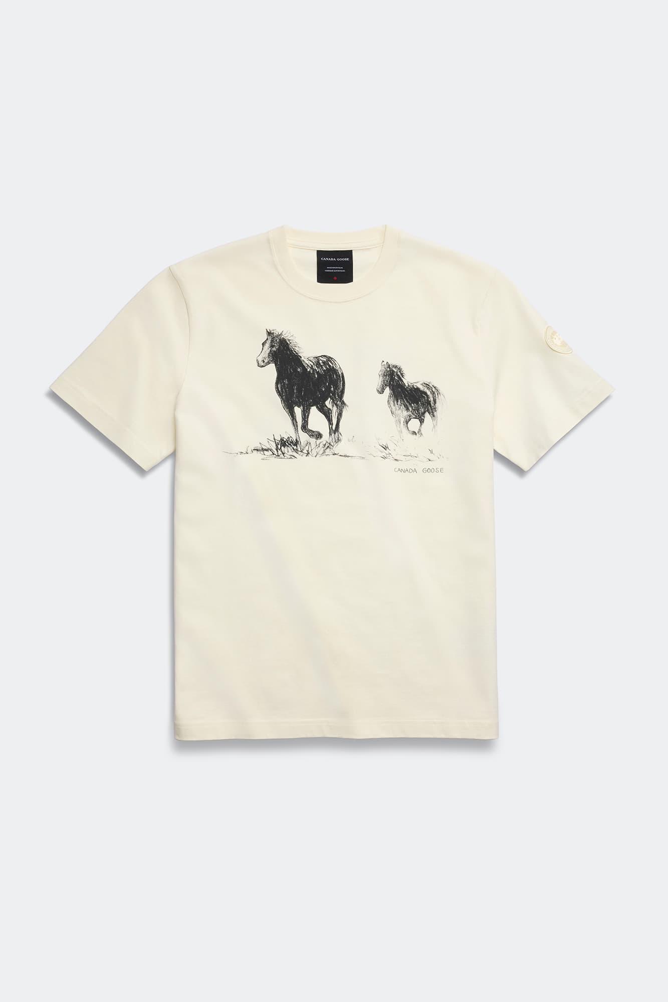 男款Vantage短T-Shirt(米白色)。NT$9,600(CANADA GOOSE提供)