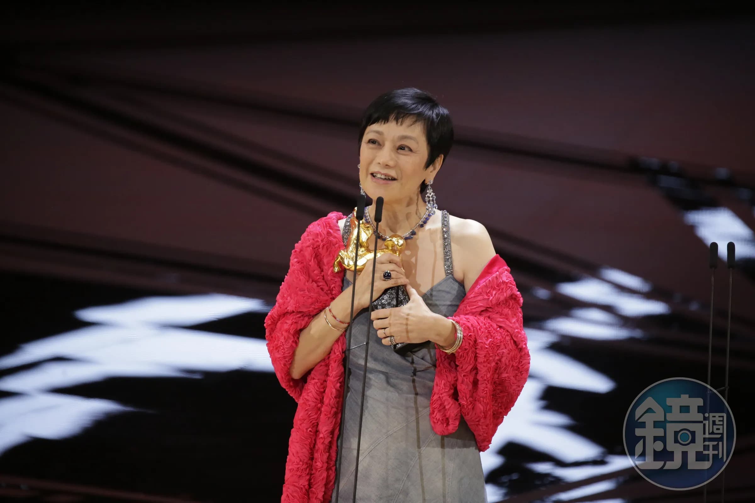 張艾嘉坦言當演員確實比當導演或監製自在很多,當監製或導演要顧及太多東西,很容易分心。(甲上提供)