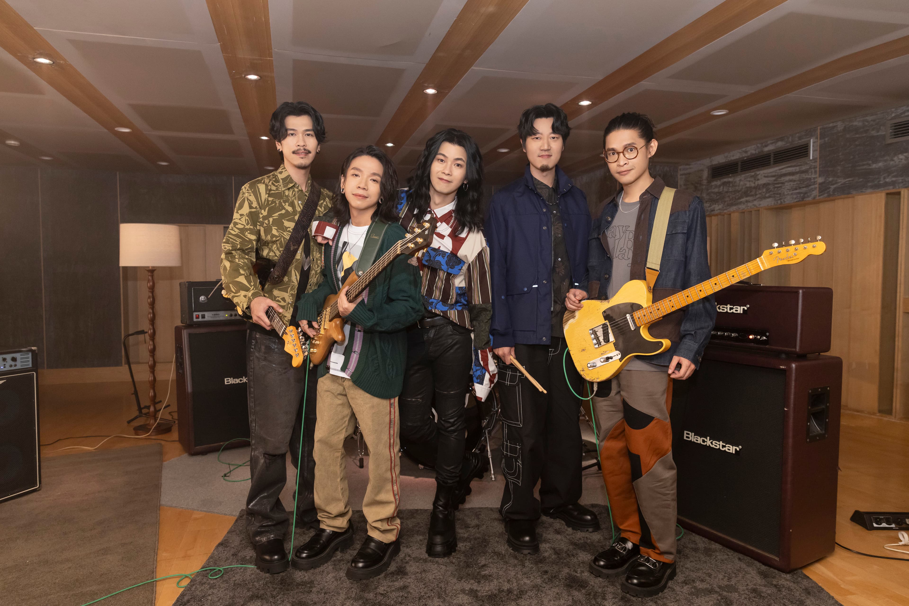 〈去飛翔〉歌詞版MV大獲好評,加碼推出第2支MV,將於3/25正式上線。(相信音樂提供)