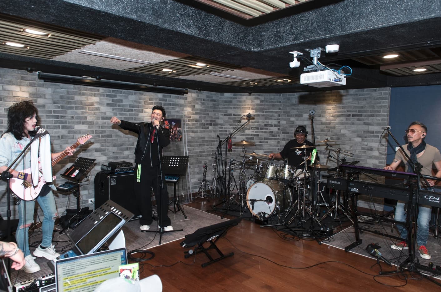 信樂團為音樂會綵排。(信世紀音樂)