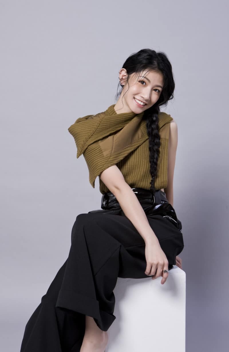 李千娜蠻早就坦言自己離婚獨養兒女一事,一路也似沒影響到她交男友、再婚的人生階段。(翻攝自李千娜臉書)