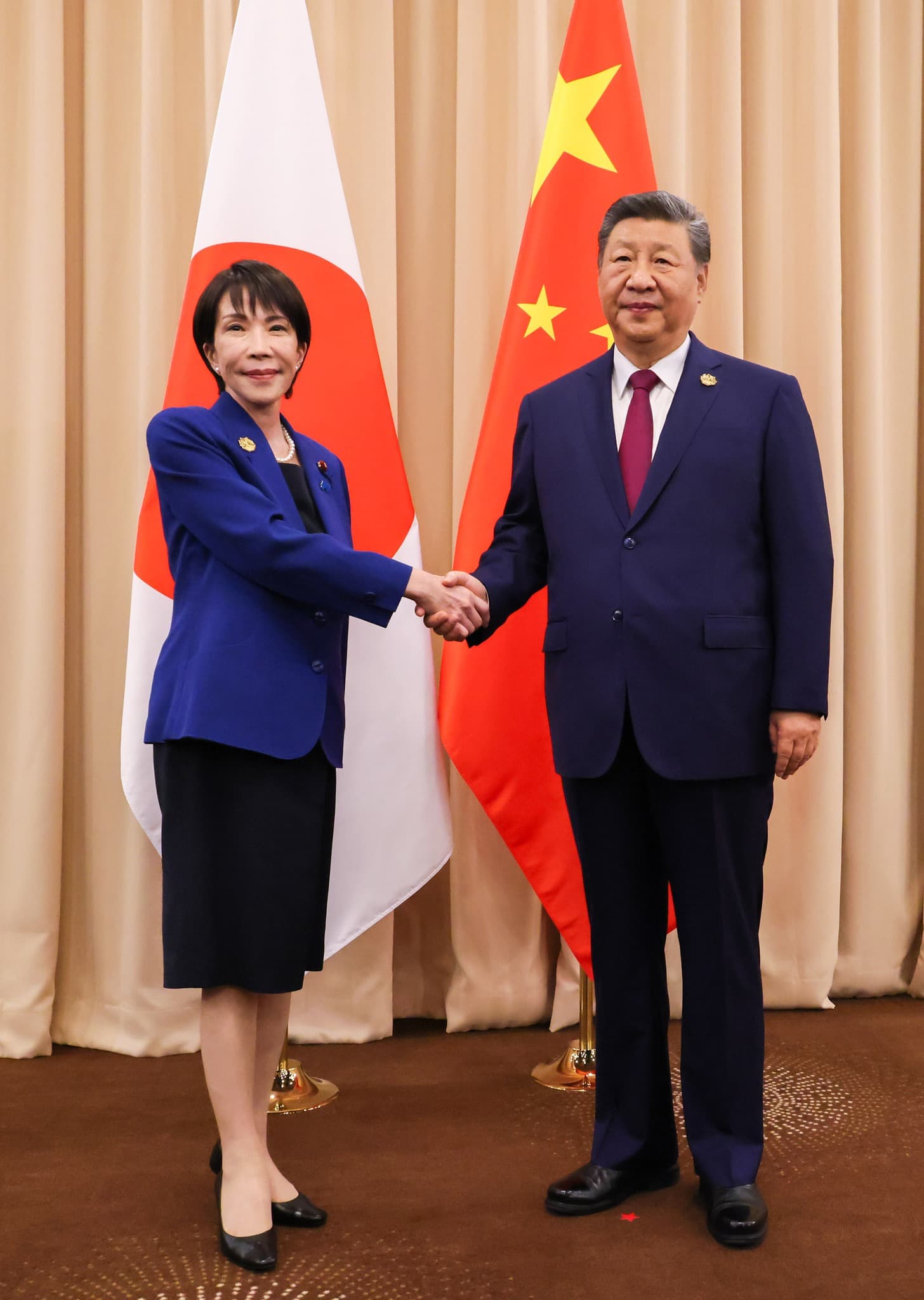 儘管高市早苗10月31日才在韓國APEC峰會和中國國家主席習近平會面,但日中關係卻在近日急速惡化。(翻攝自首相官邸臉書)