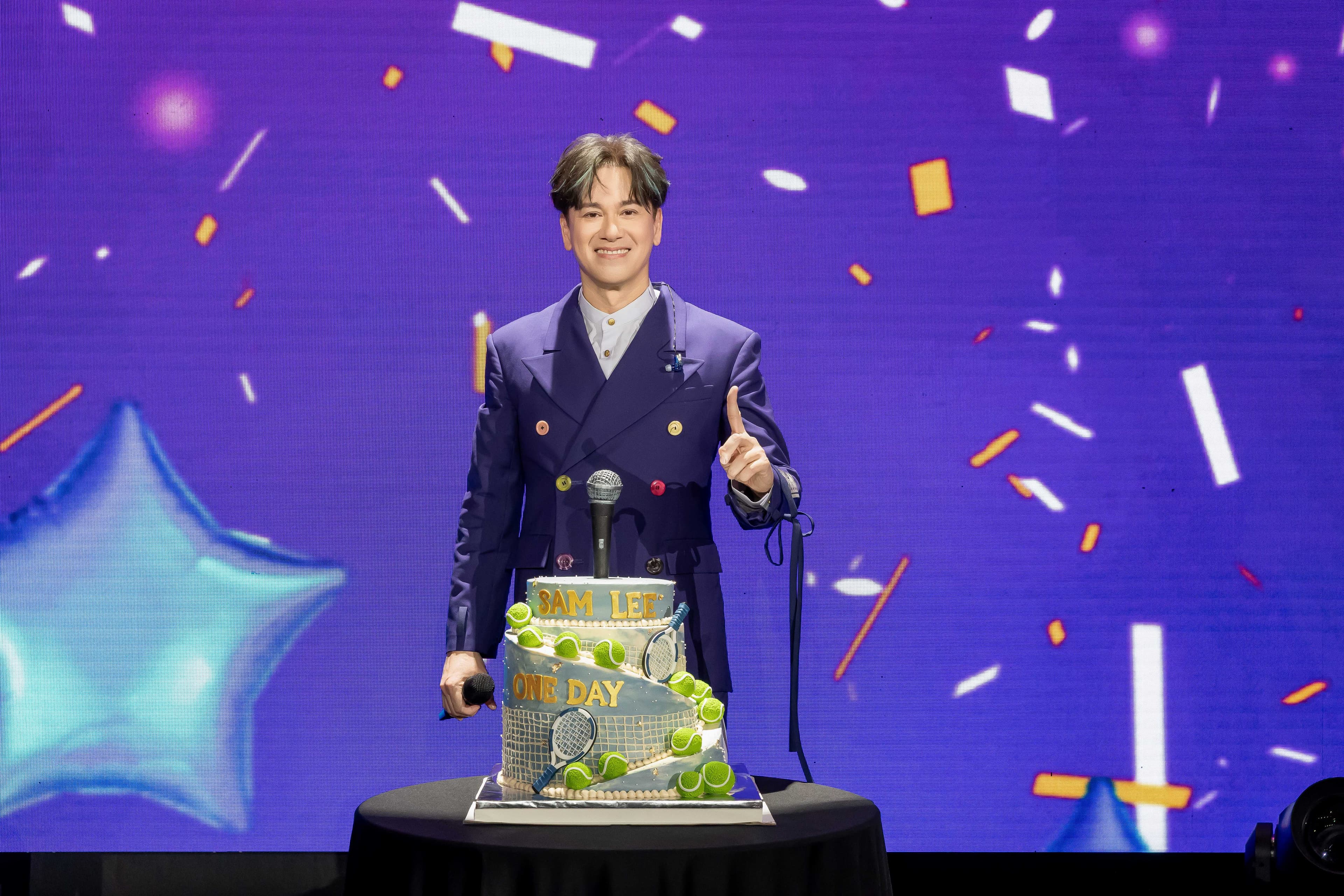李聖傑2月21日53歲生日當天,與馬來西亞歌迷共度。(華納音樂提供)