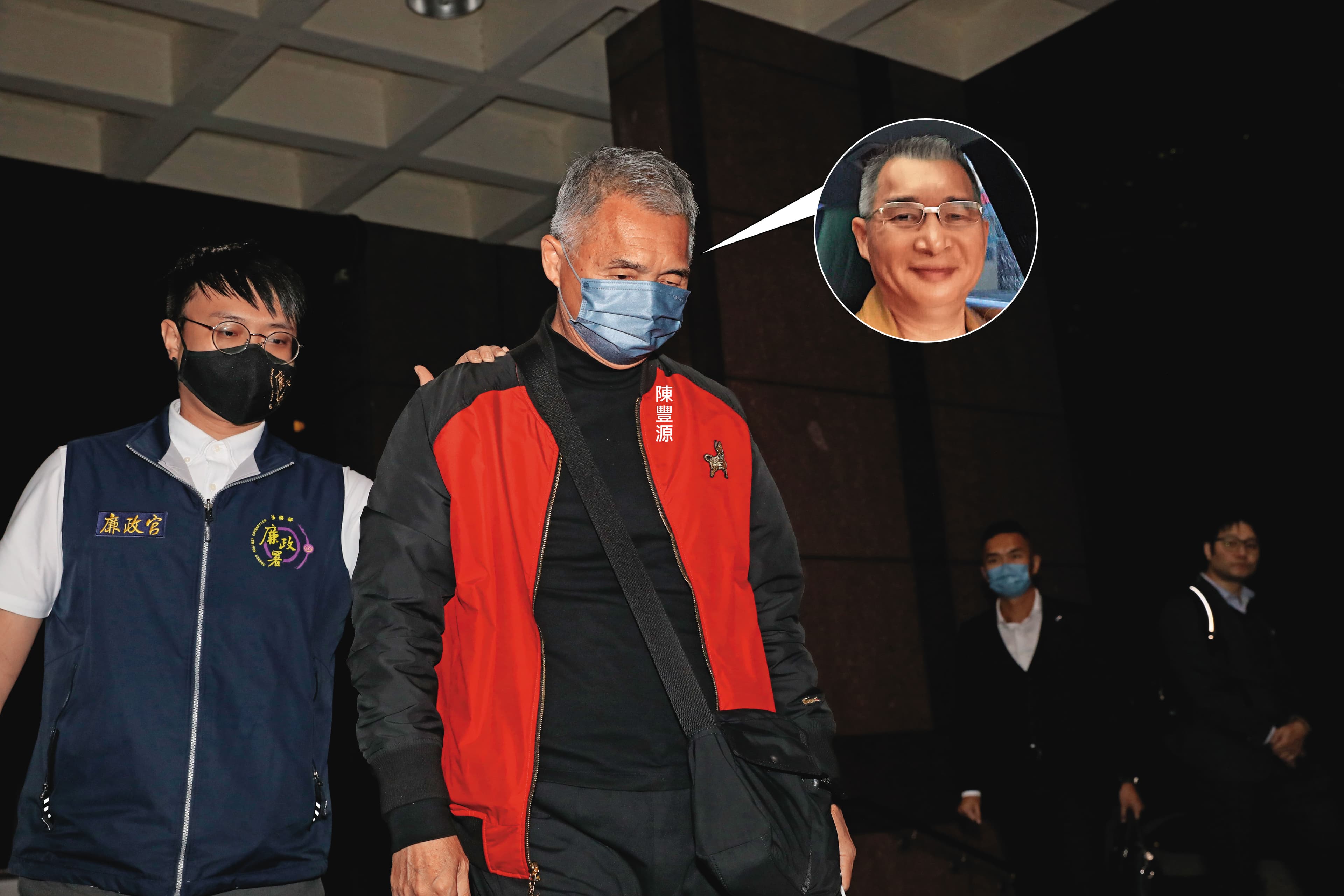 台灣智慧光網顧問陳豐源(右)涉行賄案,以150萬元交保。
