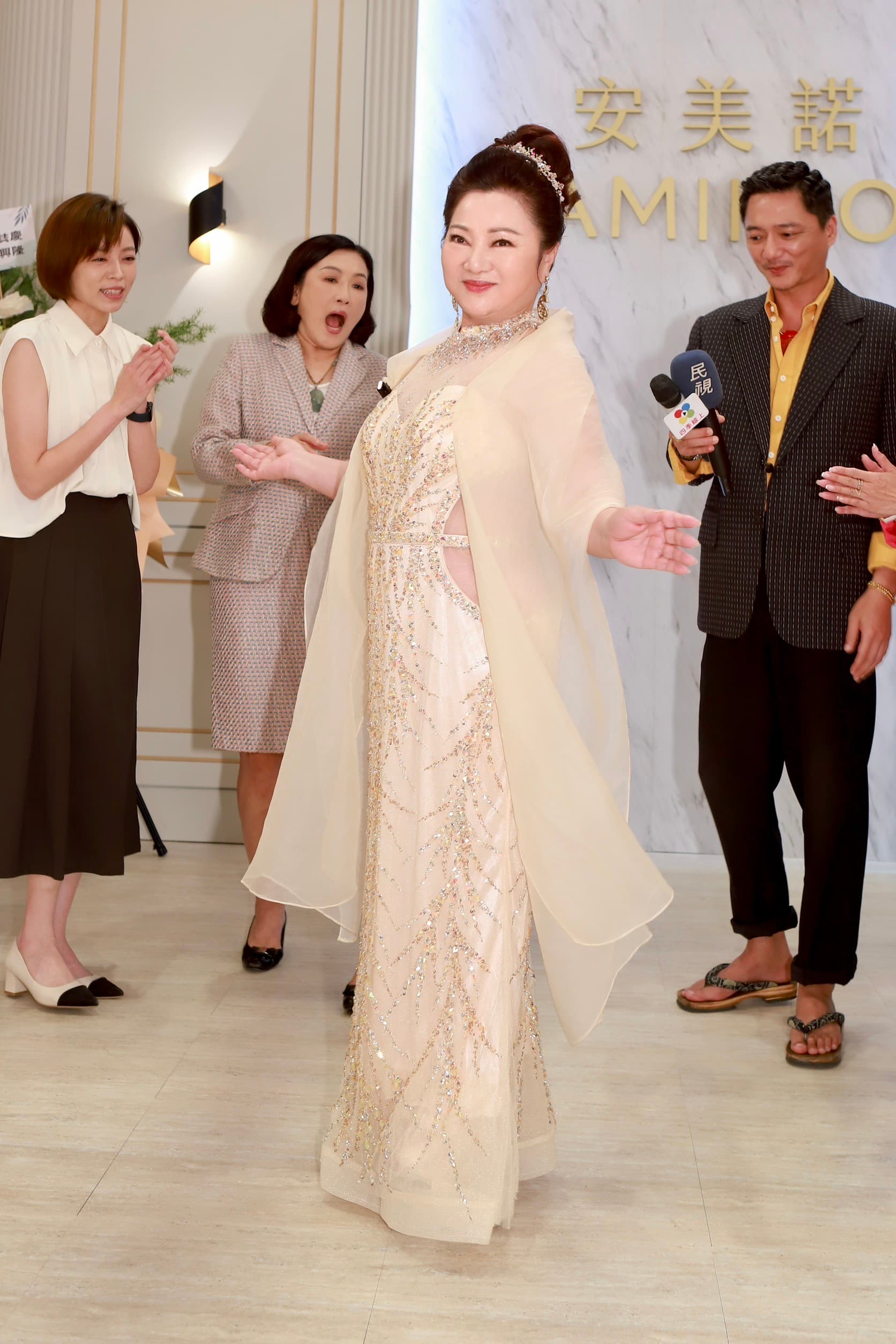 王瞳早期曾演過白冰冰的媳婦。（民視提供）