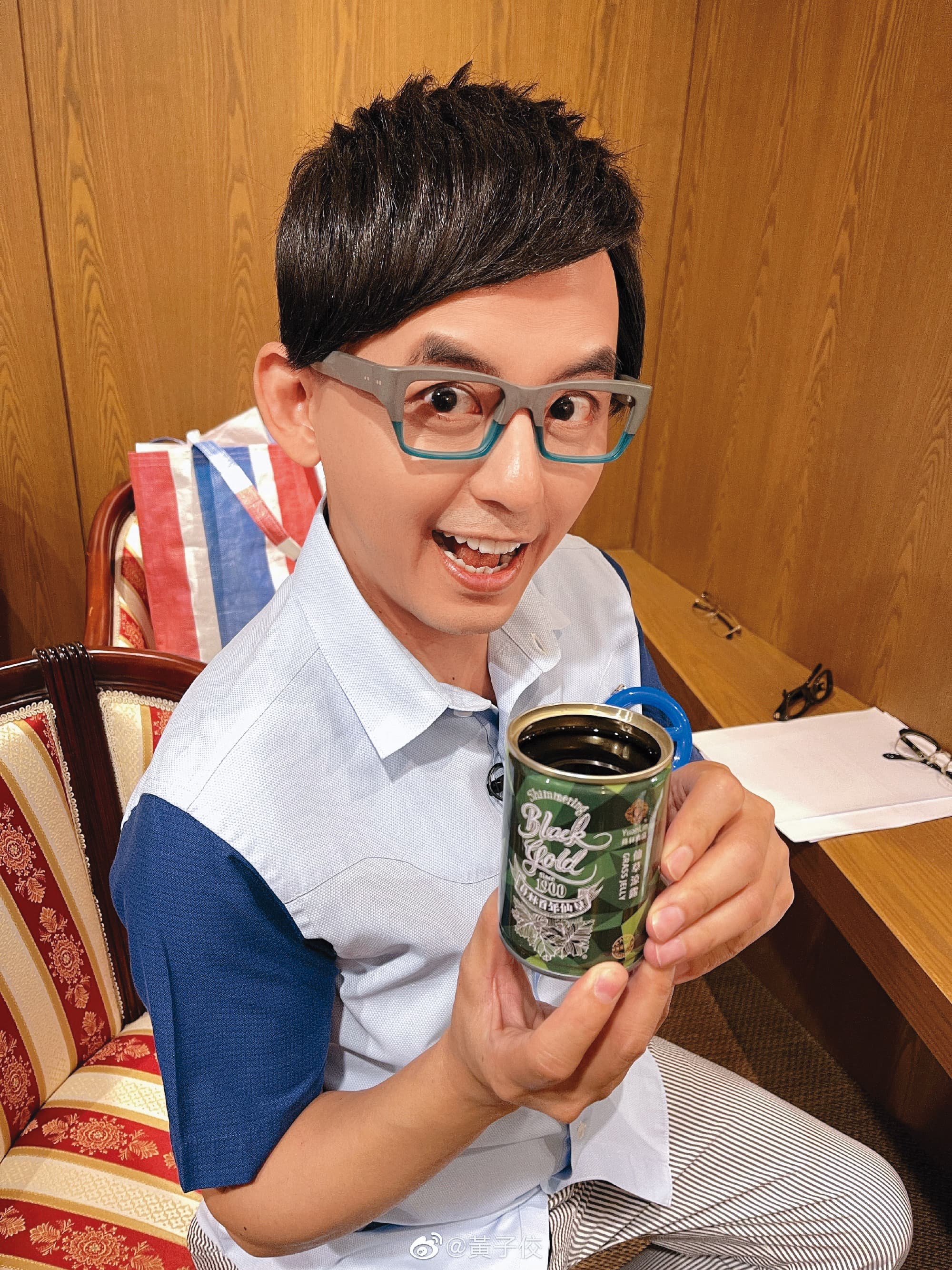 黃子佼毀滅式爆料,一舉把13位藝人的八卦都講出來。(翻攝自黃子佼微博)