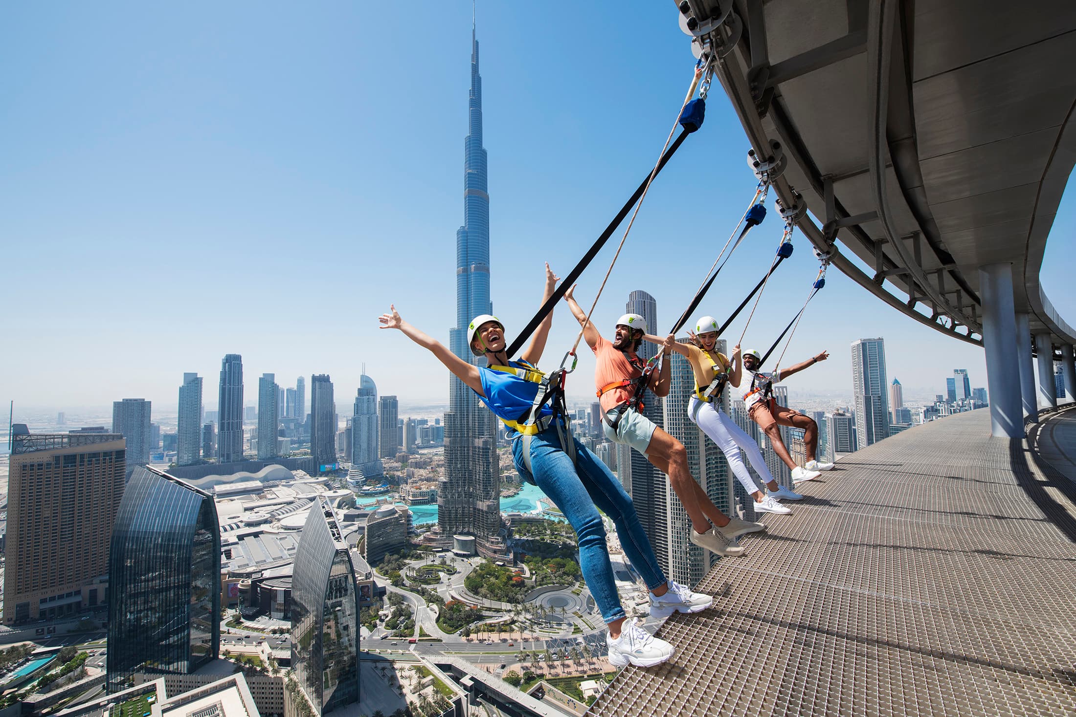 在高樓外緣行走的Skywalk,讓旅客用高度與膽量重新發現杜拜的另一種城市風景。(Visit Dubai提供)