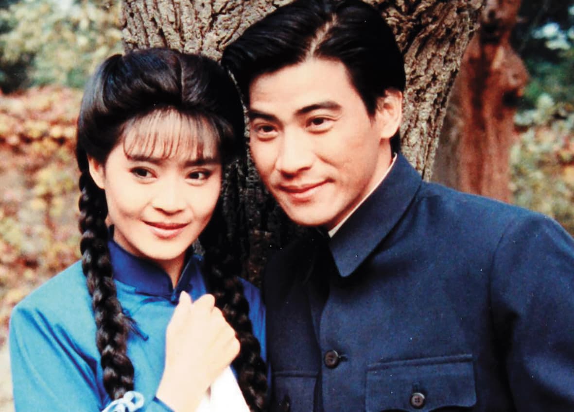 1991年翁家明(右)、俞小凡(左)因合作《忘夫崖》相戀,曾透露兩人談感情「很有制度」像合約一般。