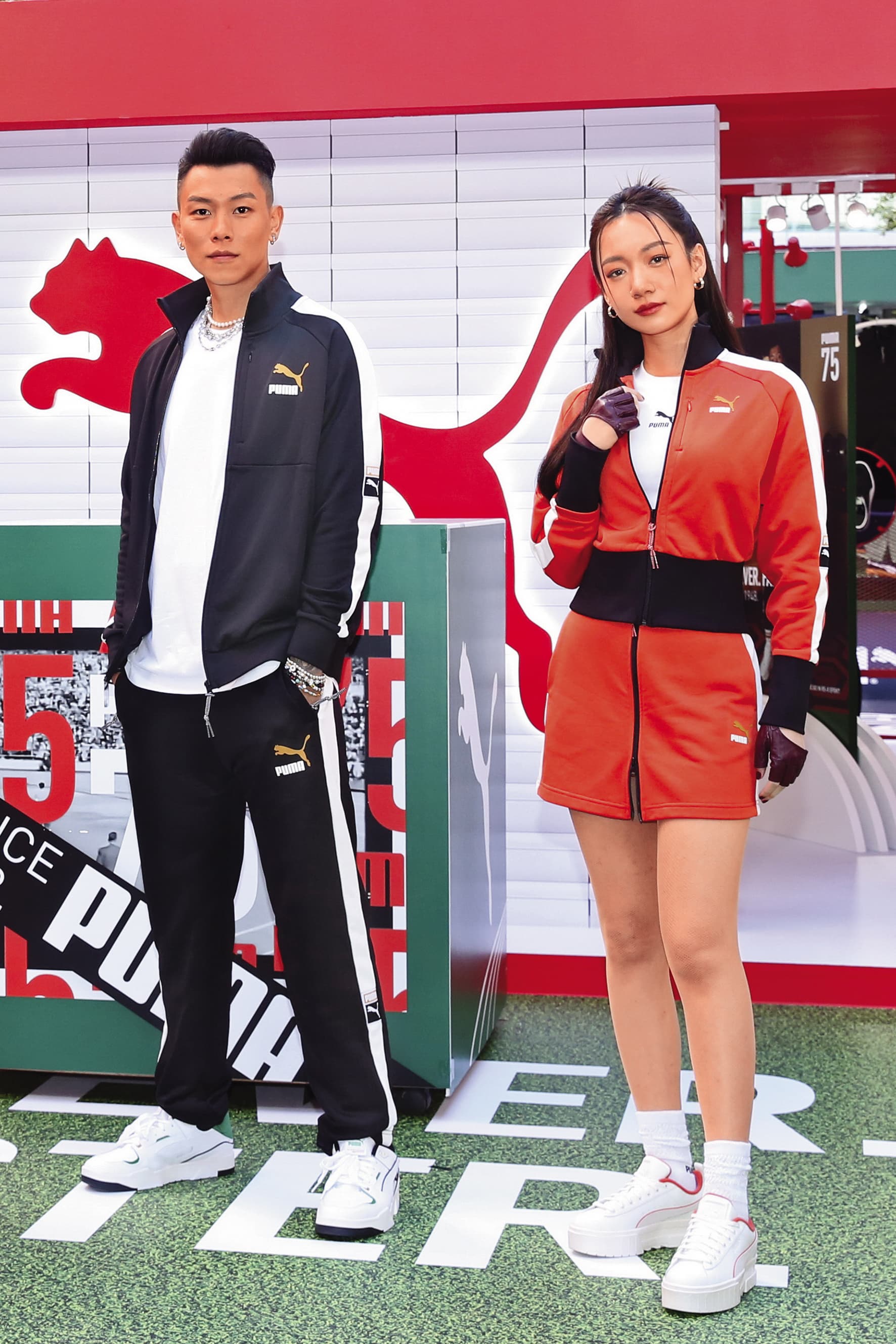 2023年時,瘦子(左)和吳卓源(右)同台,維持一片表面的和平,沒想到其實私下暗潮洶湧,而且牽涉多人。