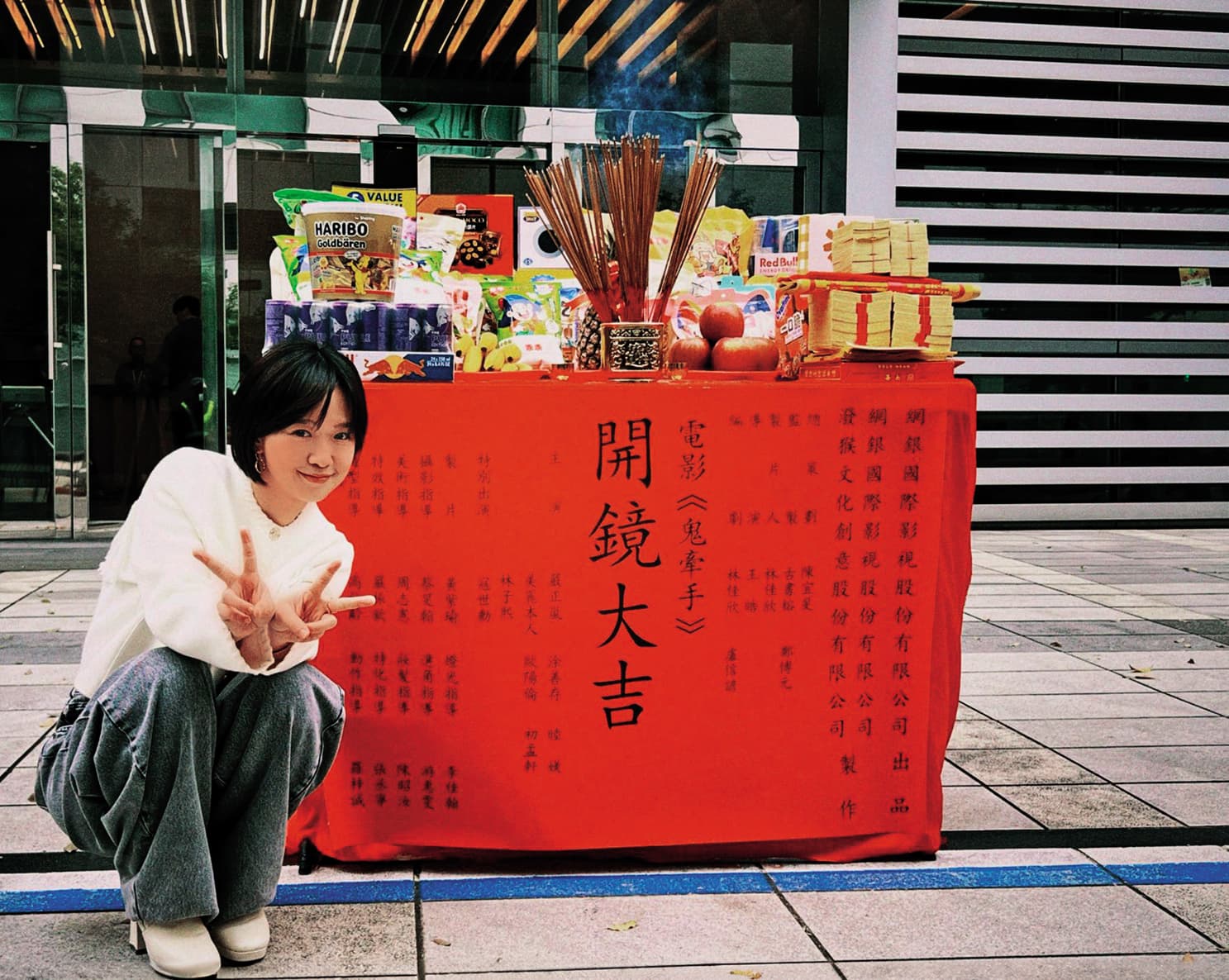 嚴正嵐說,自己老公及婆婆都是好隊友,讓她可以放心拍戲。(翻攝自嚴正嵐臉書)