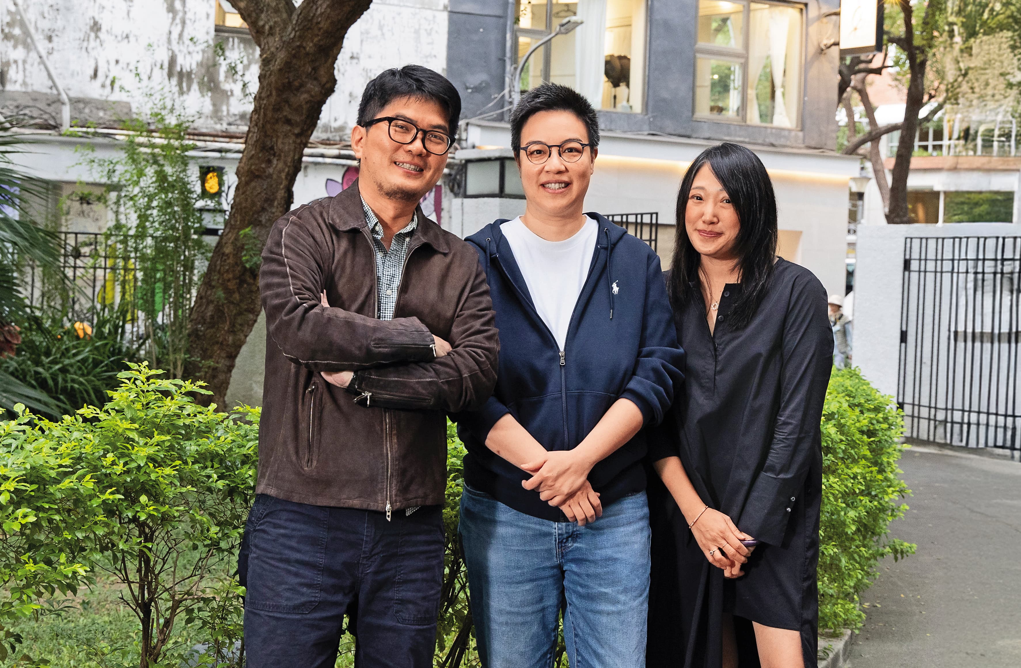 聯合製片方瑄(右起)、編導黃熙、東昊影業負責人張全琛隨影片四處奔波前往各國際影展。