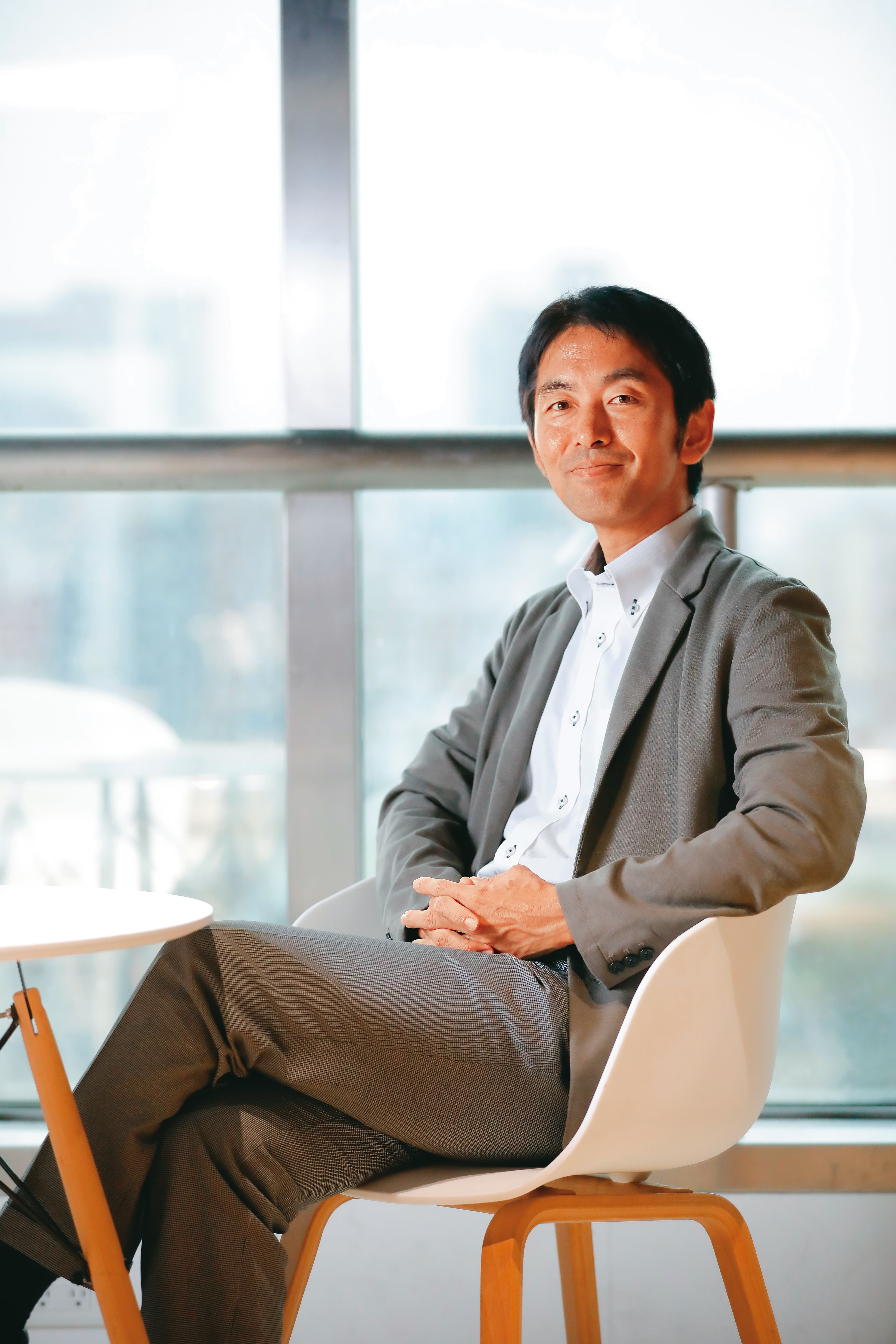 中山淳雄被稱為「娛樂社會學家」,2021年創立Re Entertainment並擔任代表董事,提供日本娛樂產業的策略規劃諮詢。
