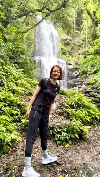 潘慧如到三峽練習健行。(翻攝臉書)