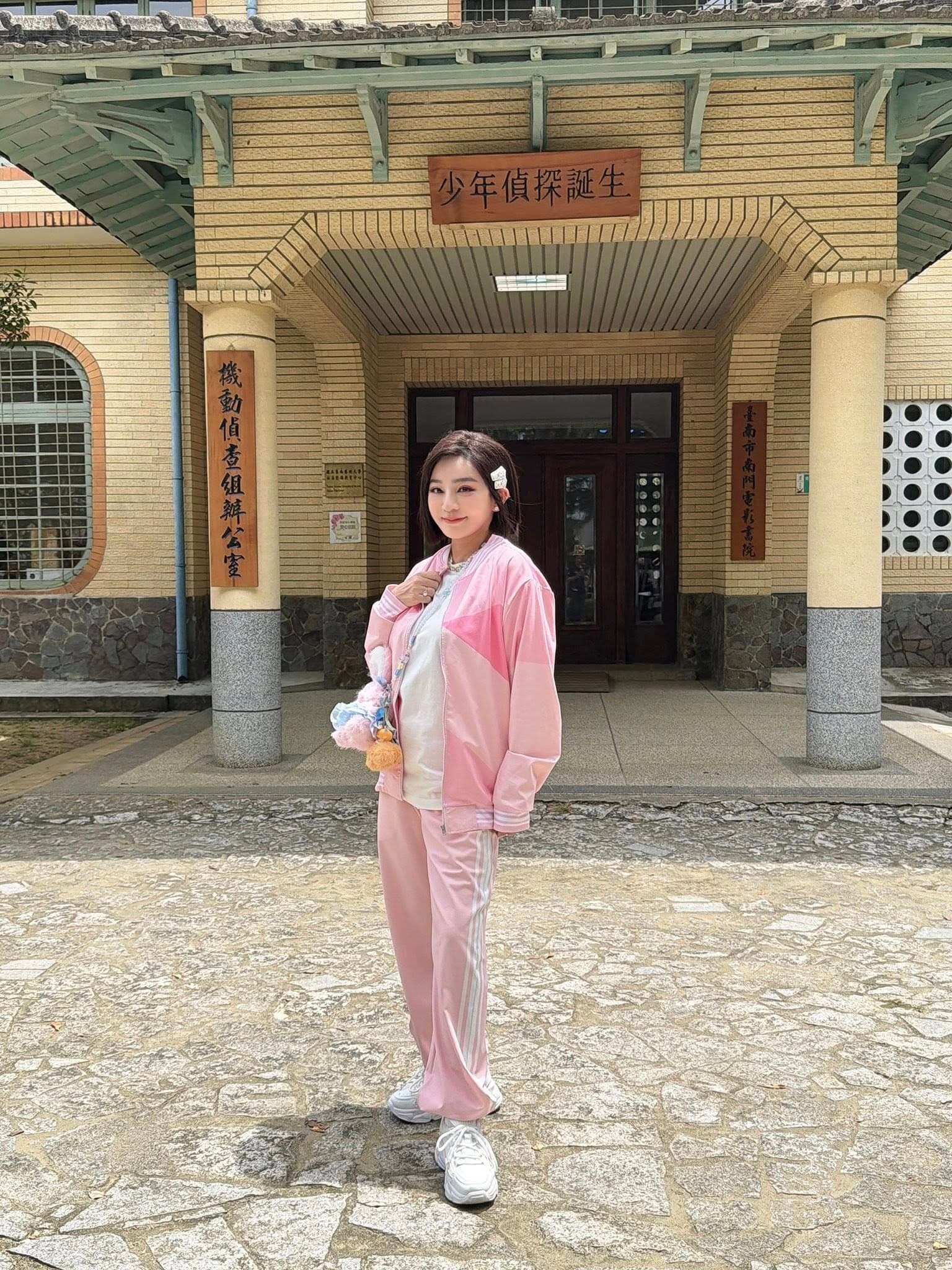 王彩樺與丈夫黃品文曾發聲明否認曖昧傳聞。(翻攝自王彩樺IG)