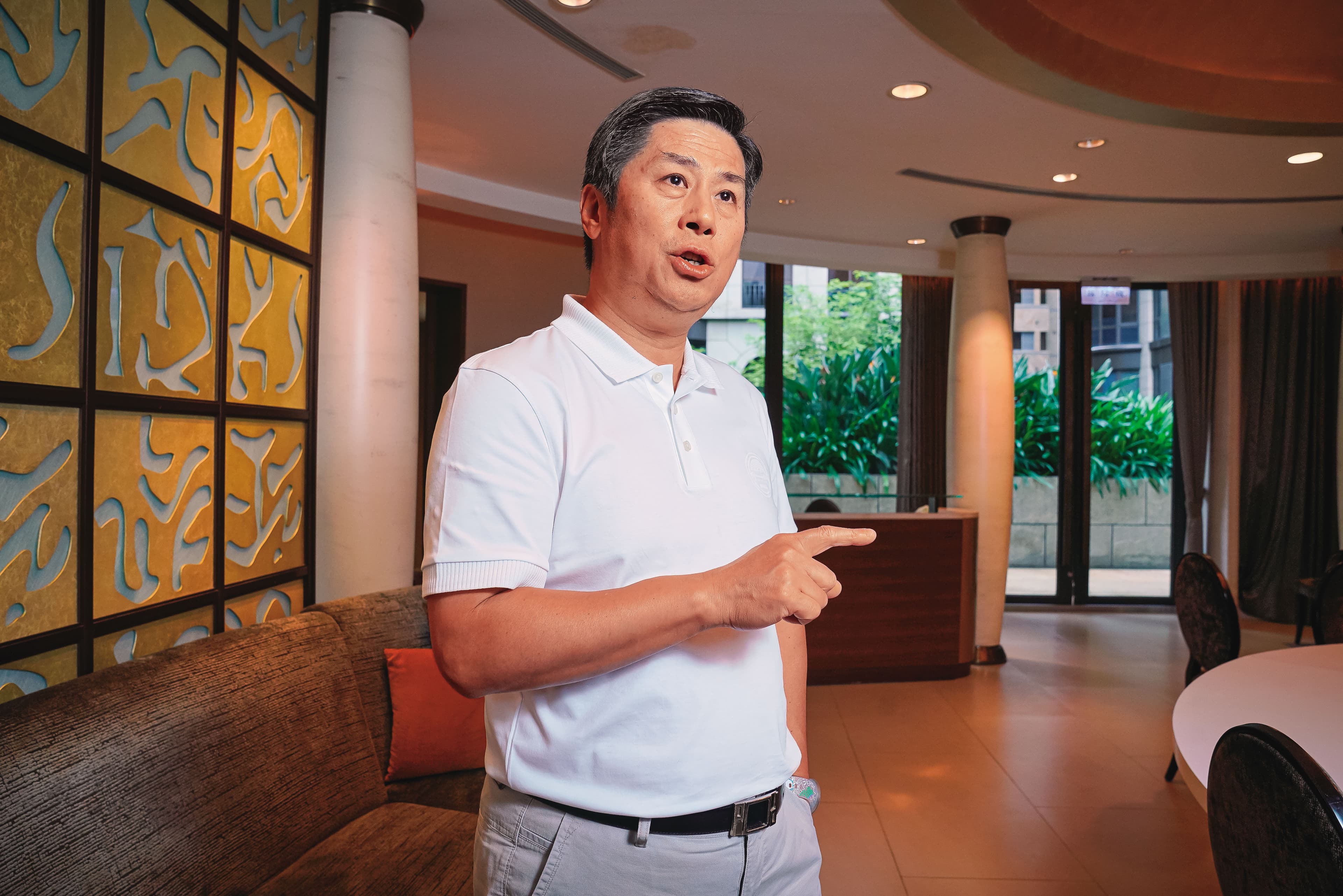 新光集團創始三大股東家族之一林登山長孫林伯翰(圖),反對新新併並希望重新招親。