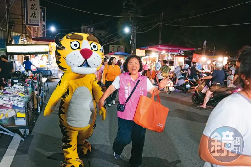 莊瓊如專訪3／昔被酸學戲沒出路！紙風車莊瓊如「跳毒龍潭」選屏東議員　背後原因有洋蔥：媽媽牽不到妳了