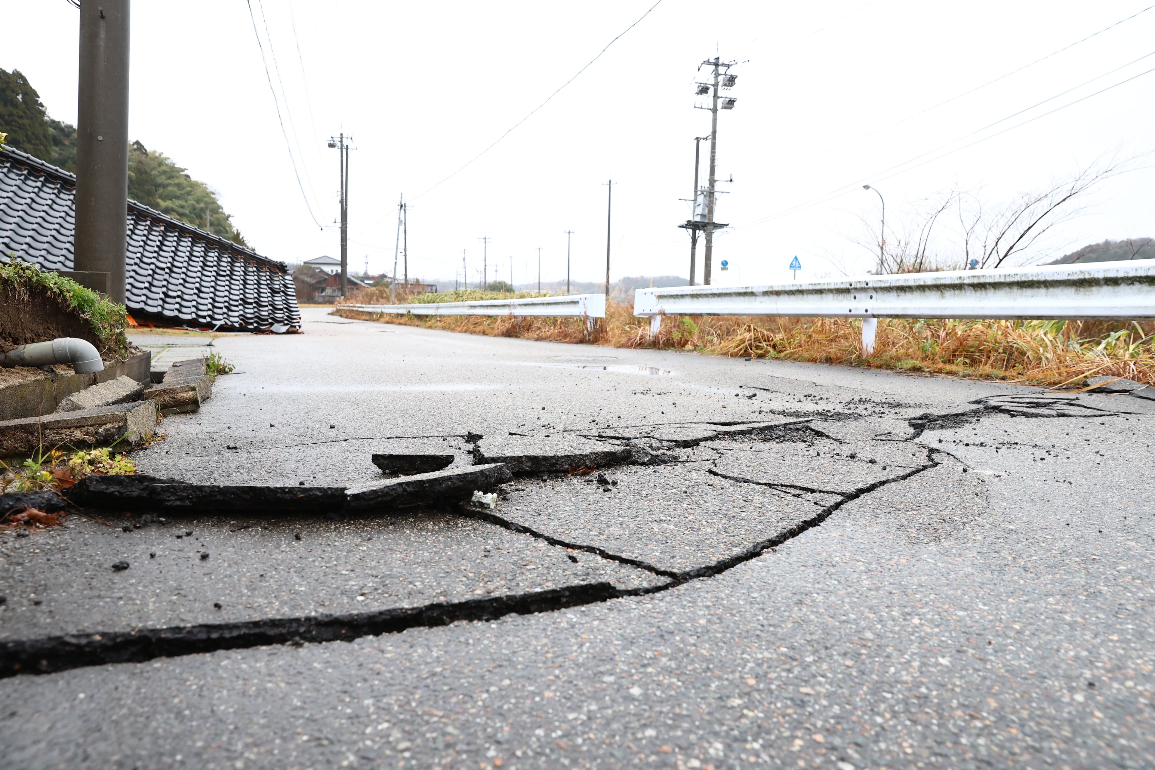 日本石川縣1日發生規模7.6強震,截至今日上午已累計64人罹難、304人輕重傷。