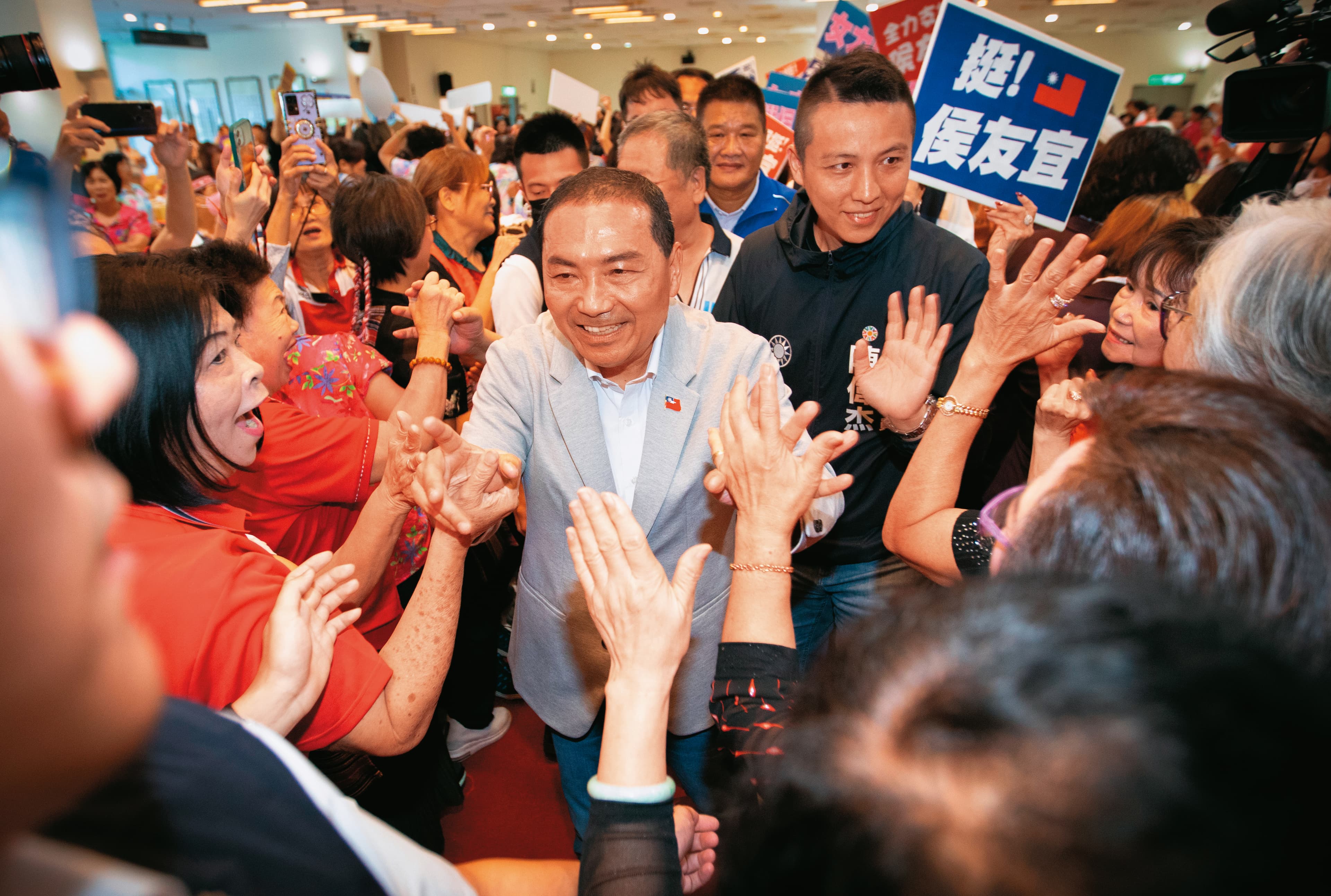 國安官員直言若不預先做好準備,投票日當天如出現假訊息恐會不及澄清。