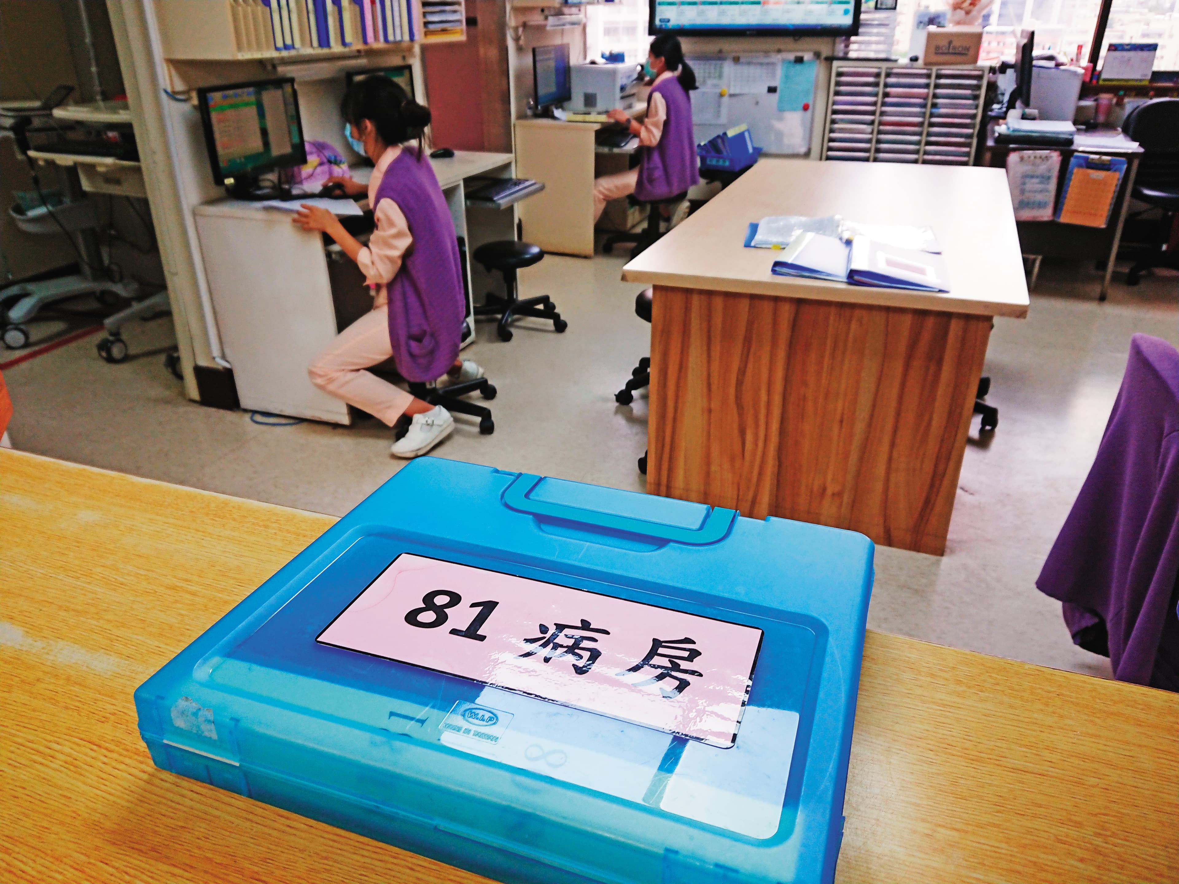 從保障角度來看,實支實付、癌症、及重傷險,都應納入考量。