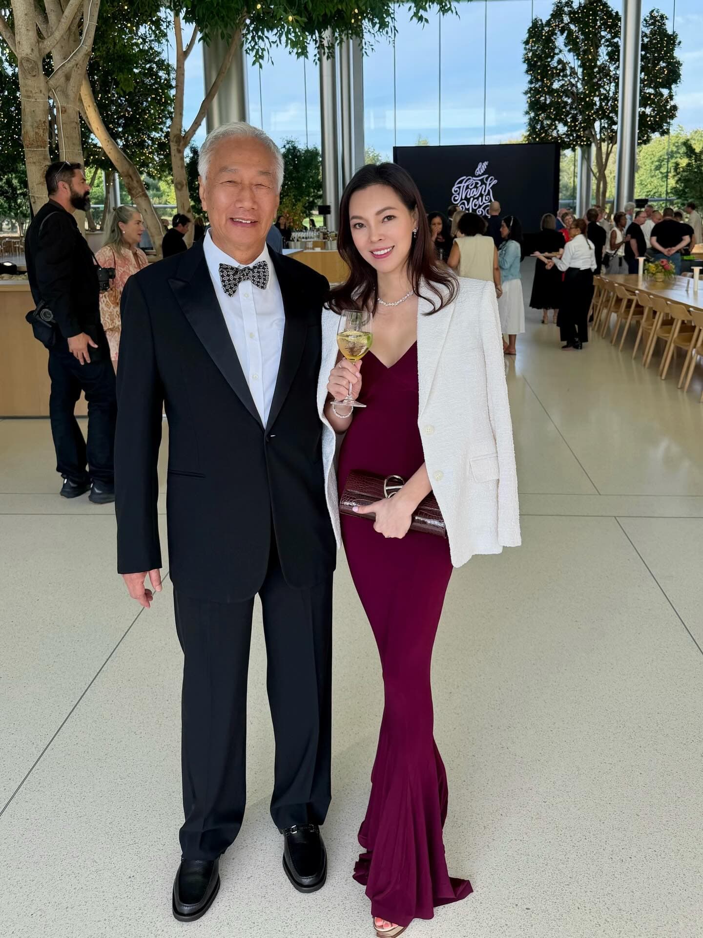 郭台銘與曾馨瑩赴美參加庫克的告別派對。（翻攝hsin_ying_tseng　IG）