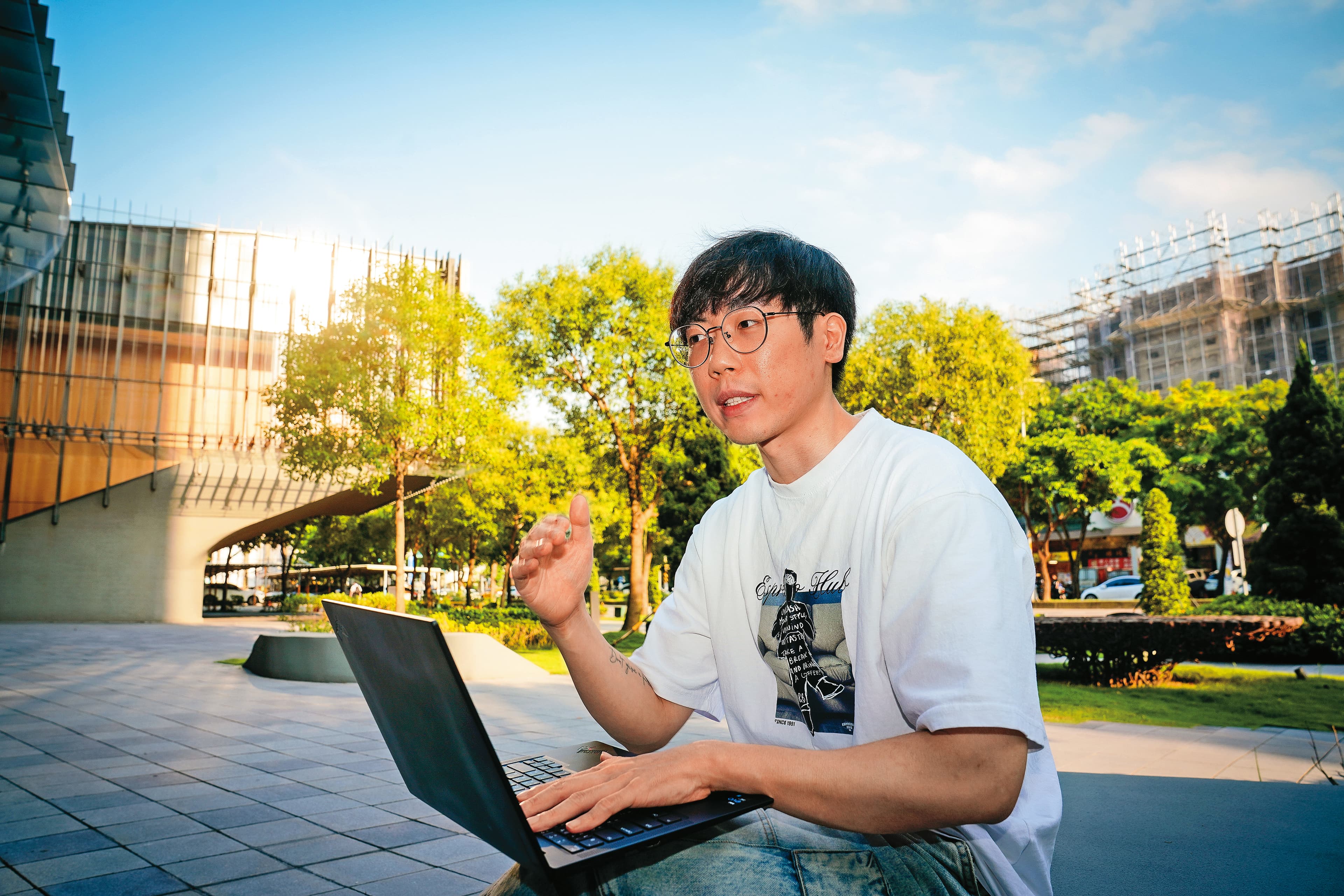 清流君常在節目上鼓勵投資人資金全押,就連家人也奉行不悖。