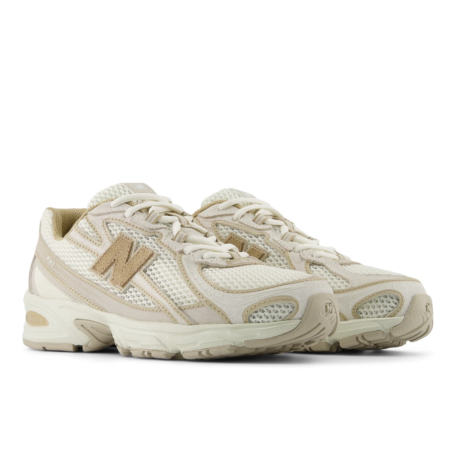 夕陽杏740。NT$3,280（New Balance提供）