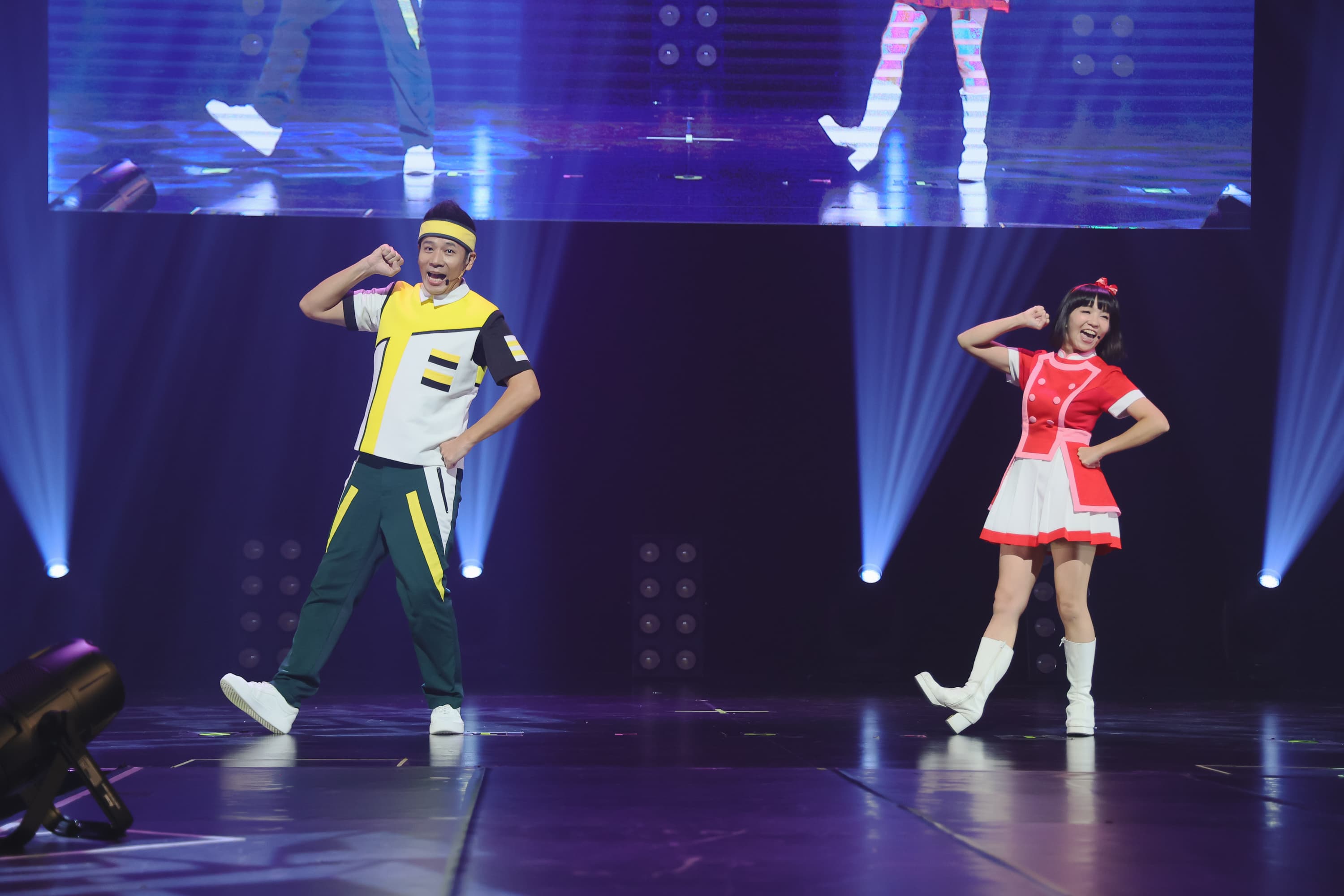 香蕉哥哥與草莓姐姐驚喜登場。(B’in Live Entertainment提供)