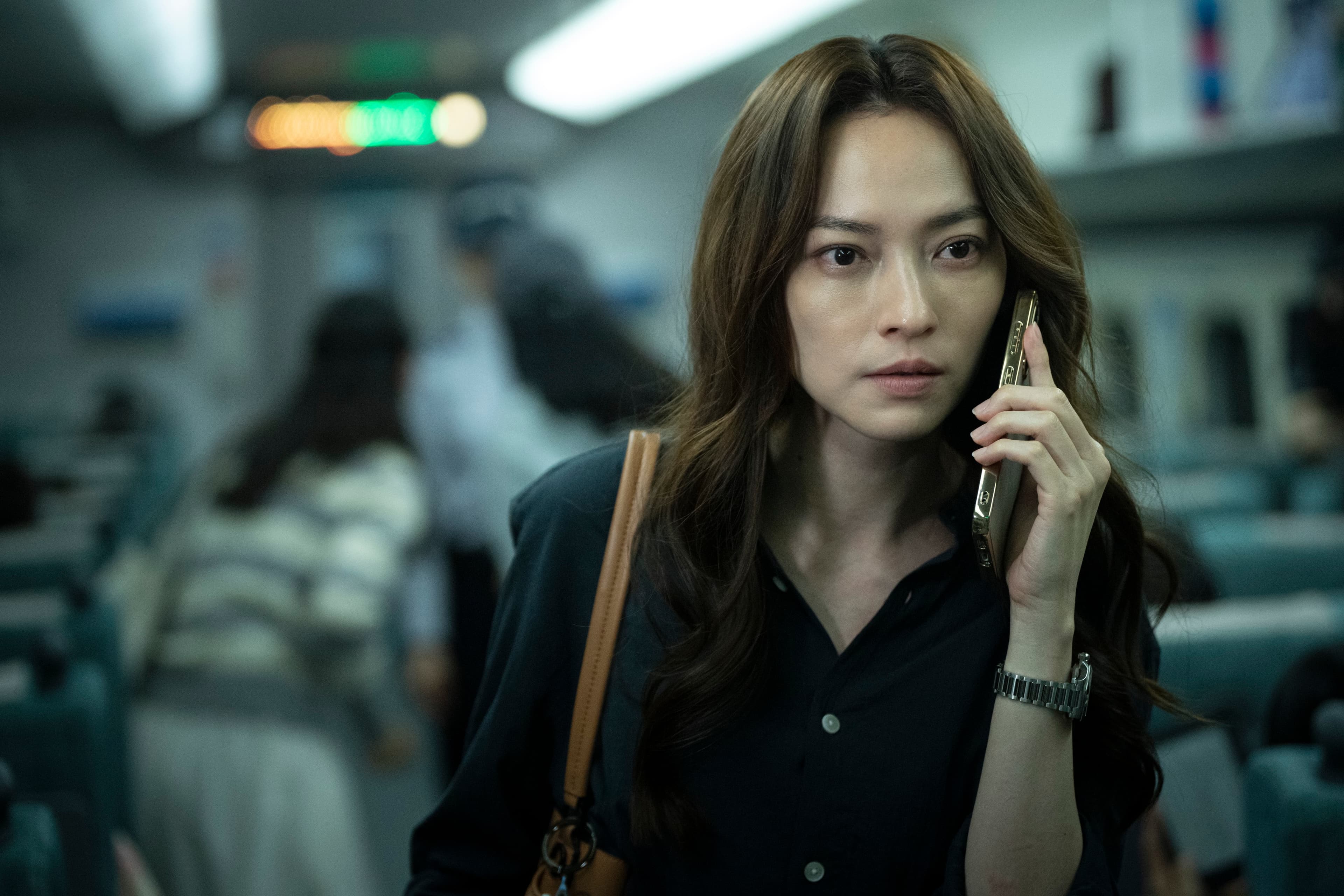 姚以緹在《96分鐘》飾演王柏傑的妻子。 (華影國際提供)