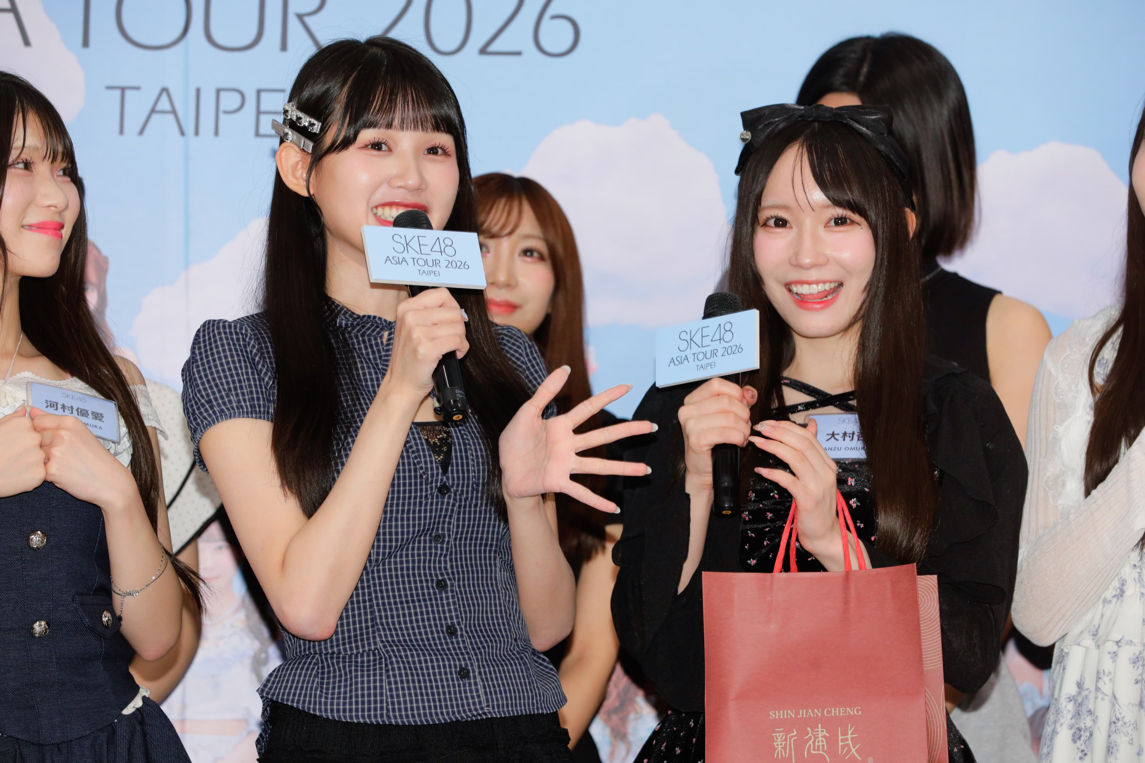 台灣TPE48成員林于馨特別現身送月餅給SKE48,並許願未來有機會到名古屋的SKE48劇場演出。