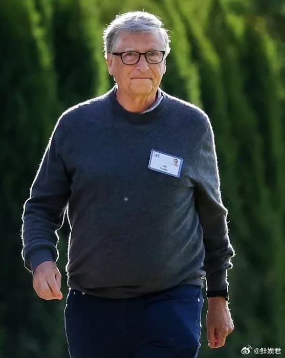 蘋果執行長庫克(Tim Cook)出席美國太陽谷峰會。(翻攝自鮮娛君微博)