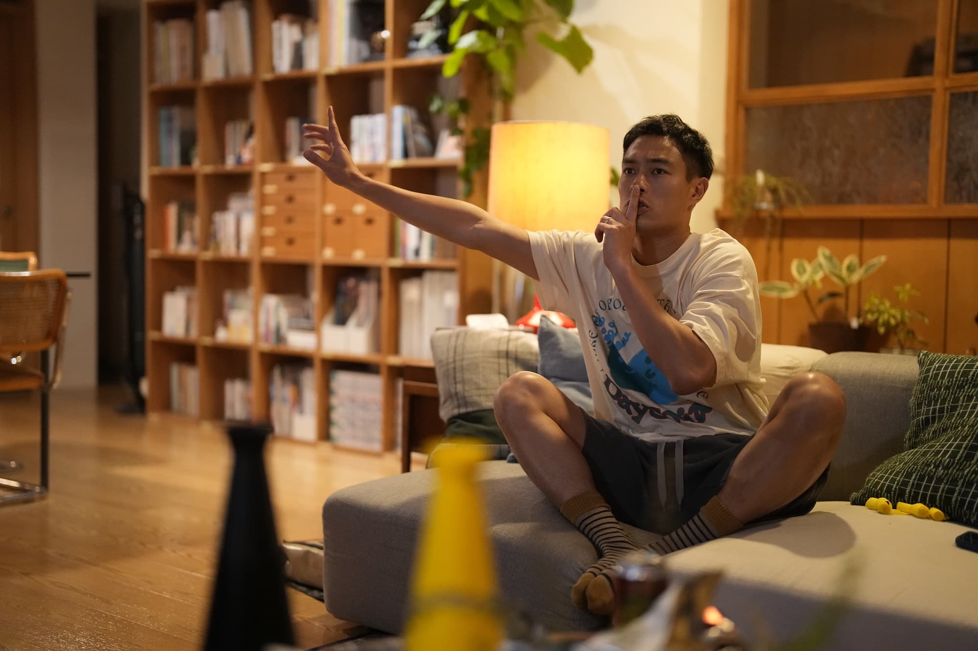 楊祐寧在《今夜一起為愛鼓掌》中個性中二,和平時心思細膩的他完全相反。(壹壹影業提供)