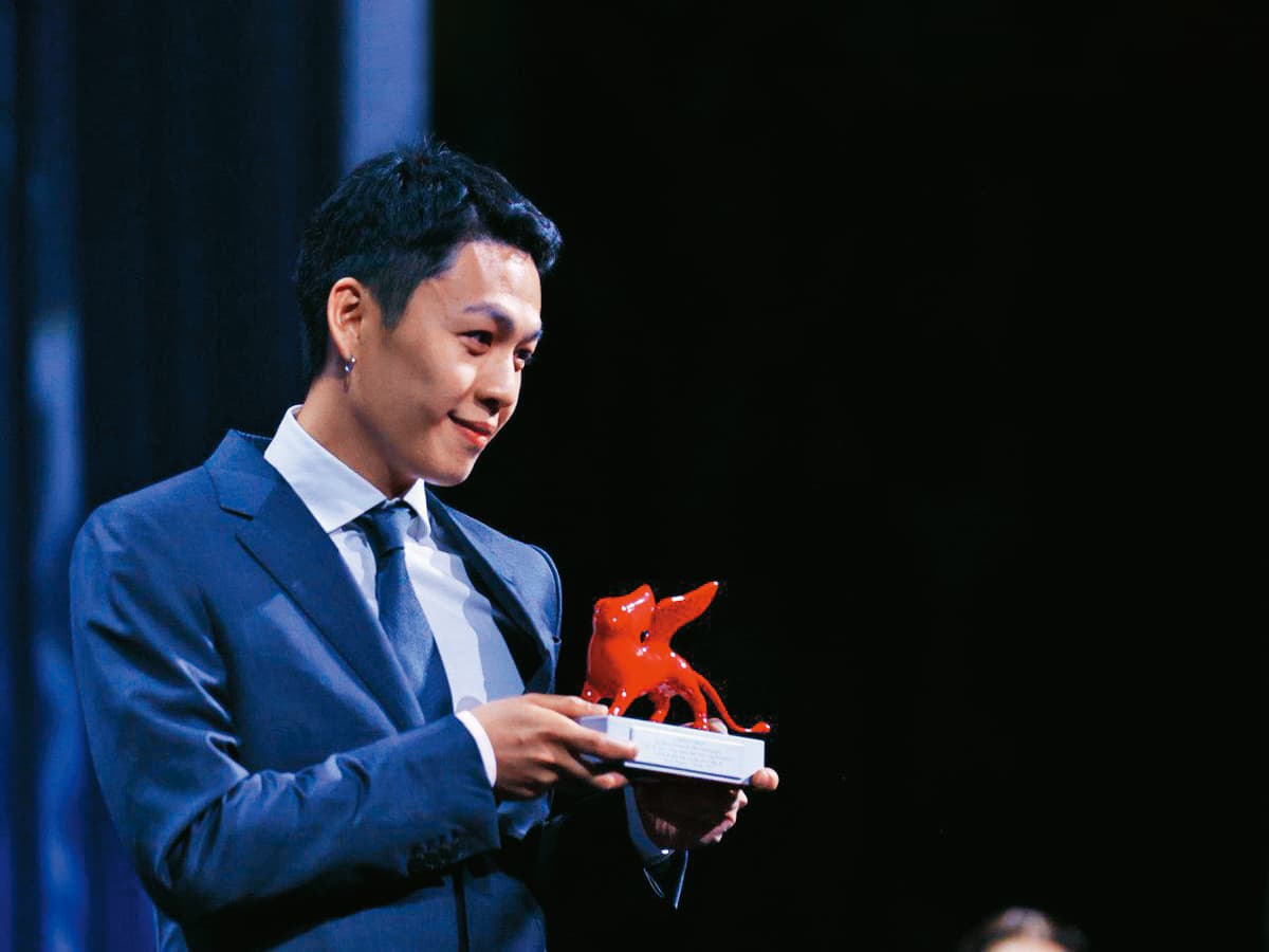 李鴻其以《愛是一把槍》拿下威尼斯影展「未來之獅」獎,為華人第一人。(好威映象提供)