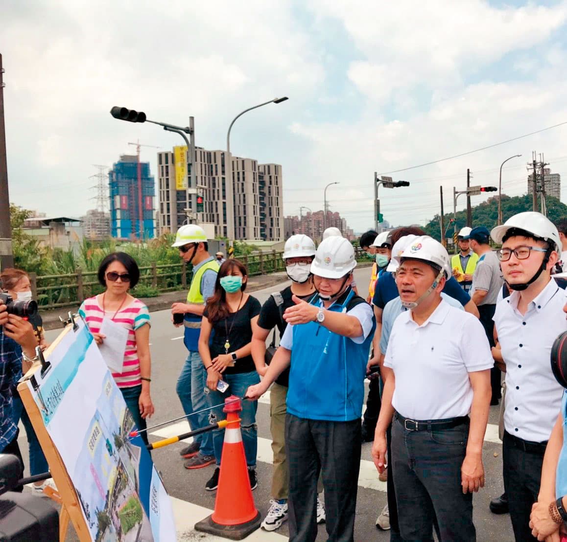 民眾指控廖先翔先前擔任議員助理時,利用會勘機會,向業者要錢。(翻攝廖先翔臉書)