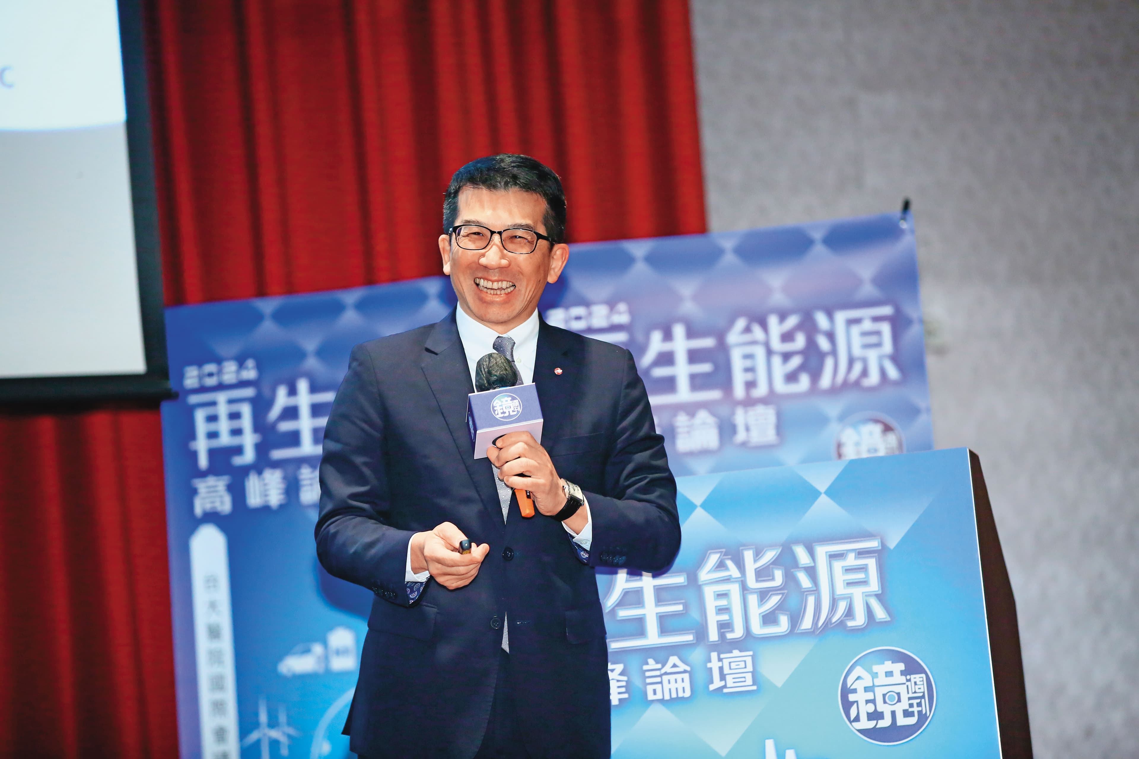 永豐銀行資深副總經理歐陽子能強調,政府推動綠電政策是好的、不可逆的。