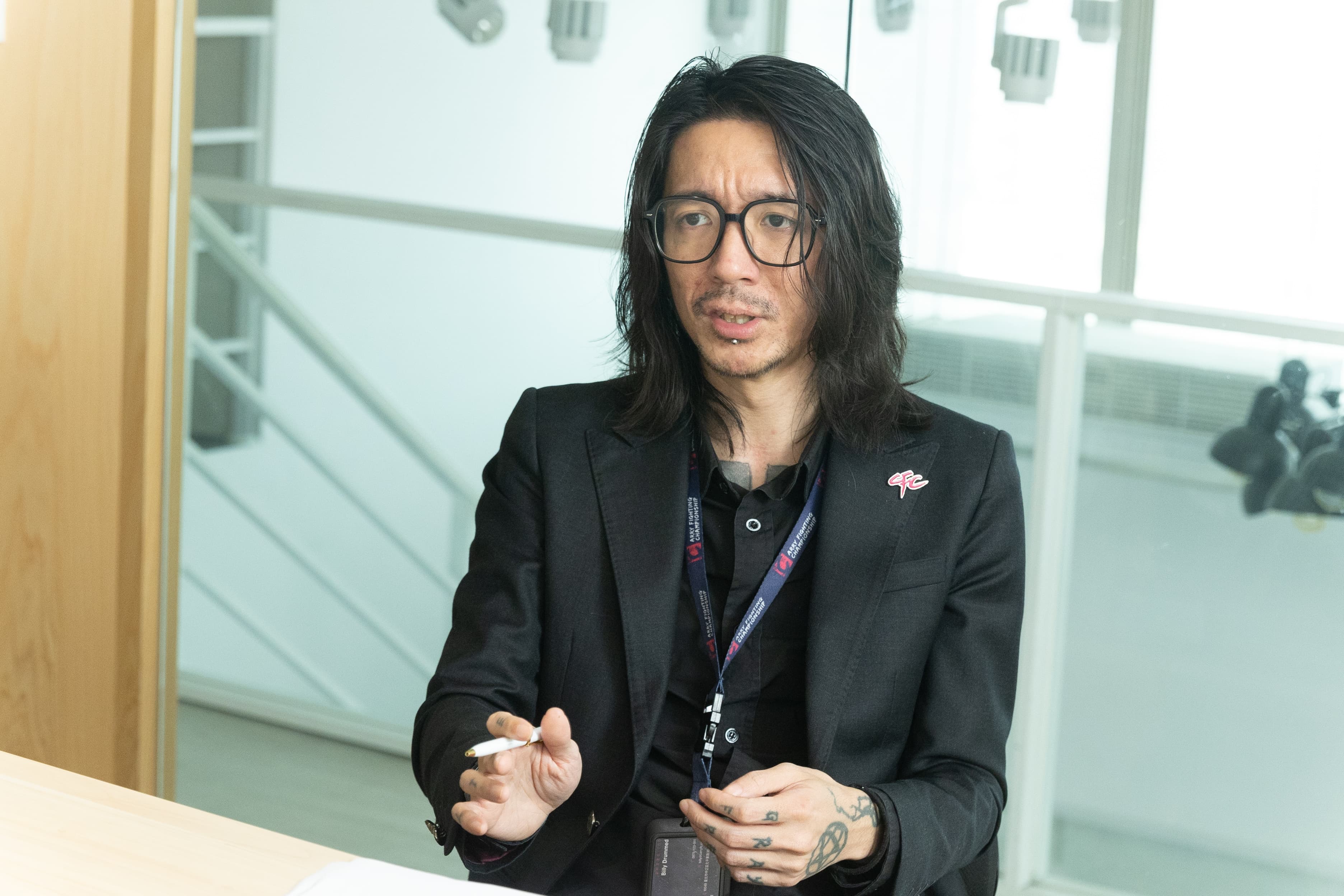 臺灣格鬥運動營運長Billy Drummed表示,除了現場觀眾,也要給螢幕前的觀眾最好的體驗。